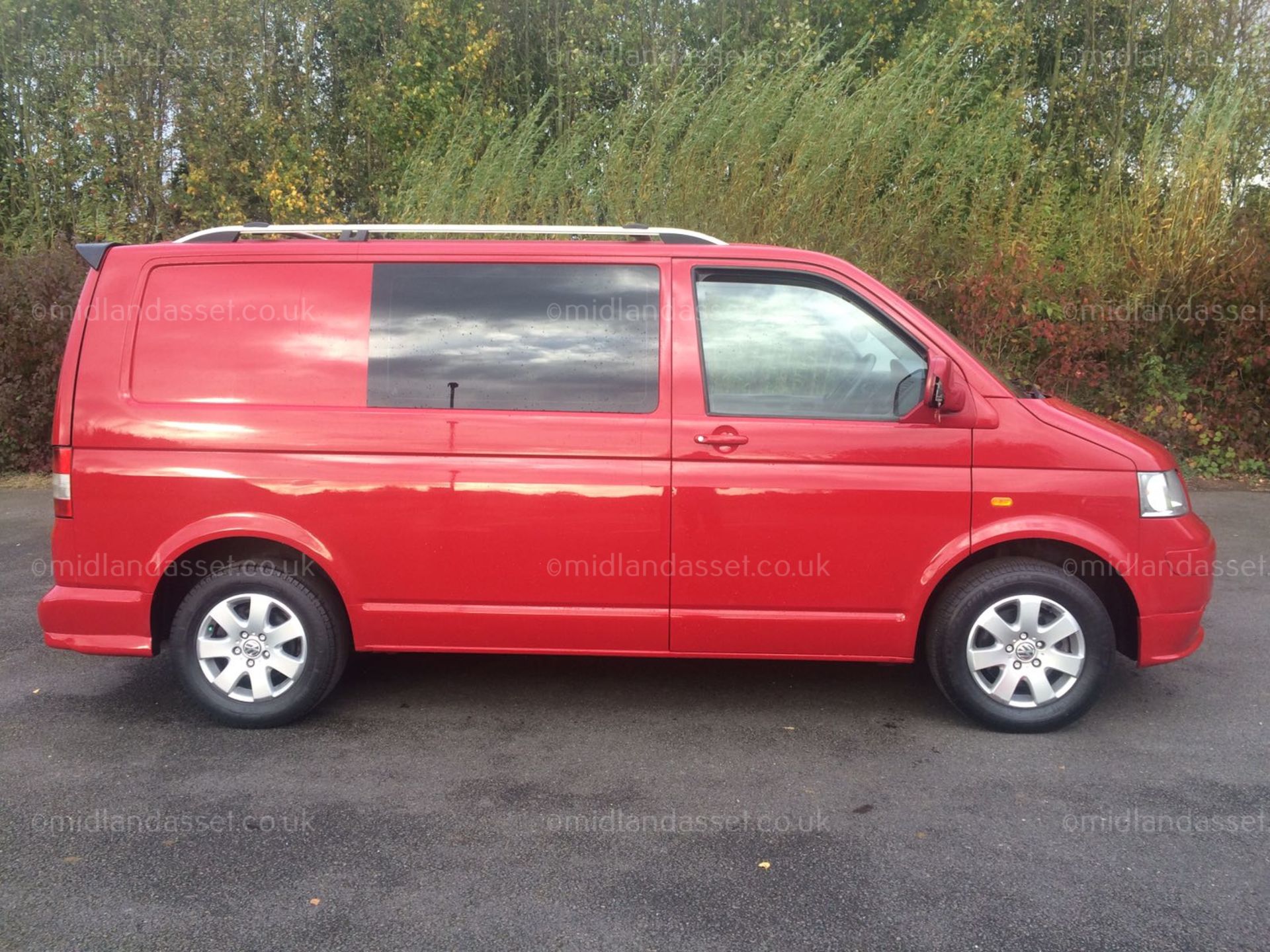 2004/04 REG VOLKSWAGEN TRANSPORTER T30 104 TDI 6 SEAT COMBI VAN *NO VAT* - Image 4 of 10