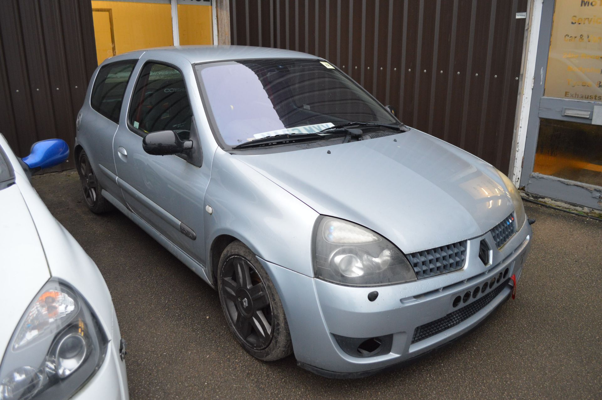 2003/53 REG RENAULT CLIO SPORT 16V - STRIPPED AND FITTED WITH ROLL CAGE *NO VAT*