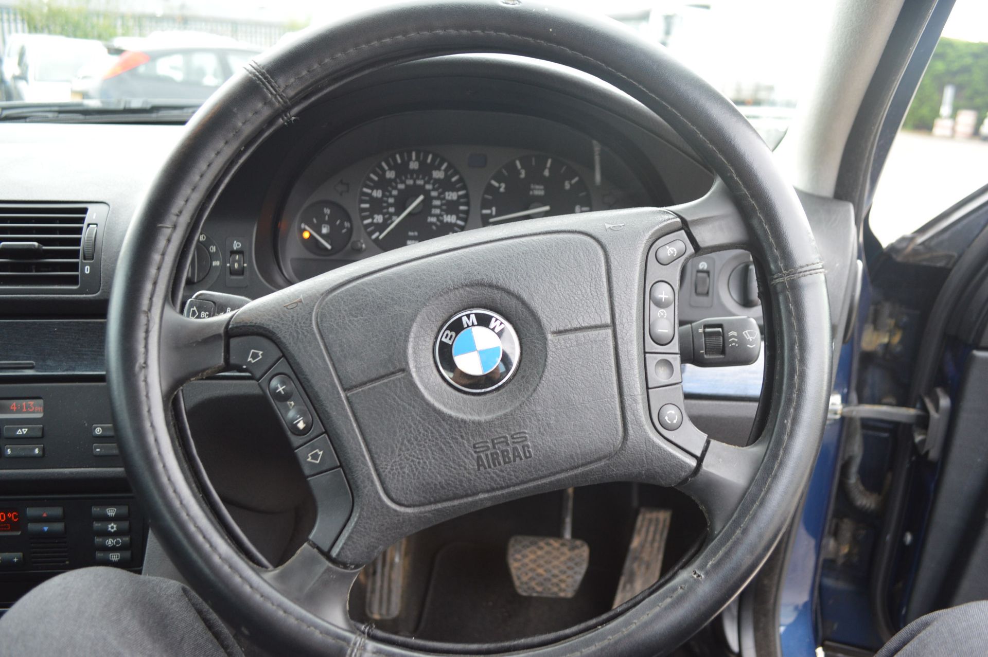 1998/R REG BLUE BMW 520I SE AUTOMATIC, AIR CON, 165K MILES *NO VAT* - Image 27 of 34
