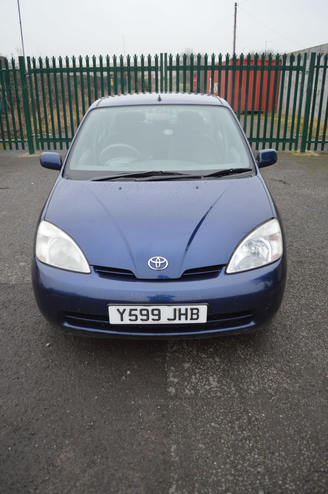 2001/Y REG TOYOTA PRIUS HYBRID ELECTRIC 4 DOOR SALOON - ALL WORKING AS IT SHOULD - Image 2 of 19