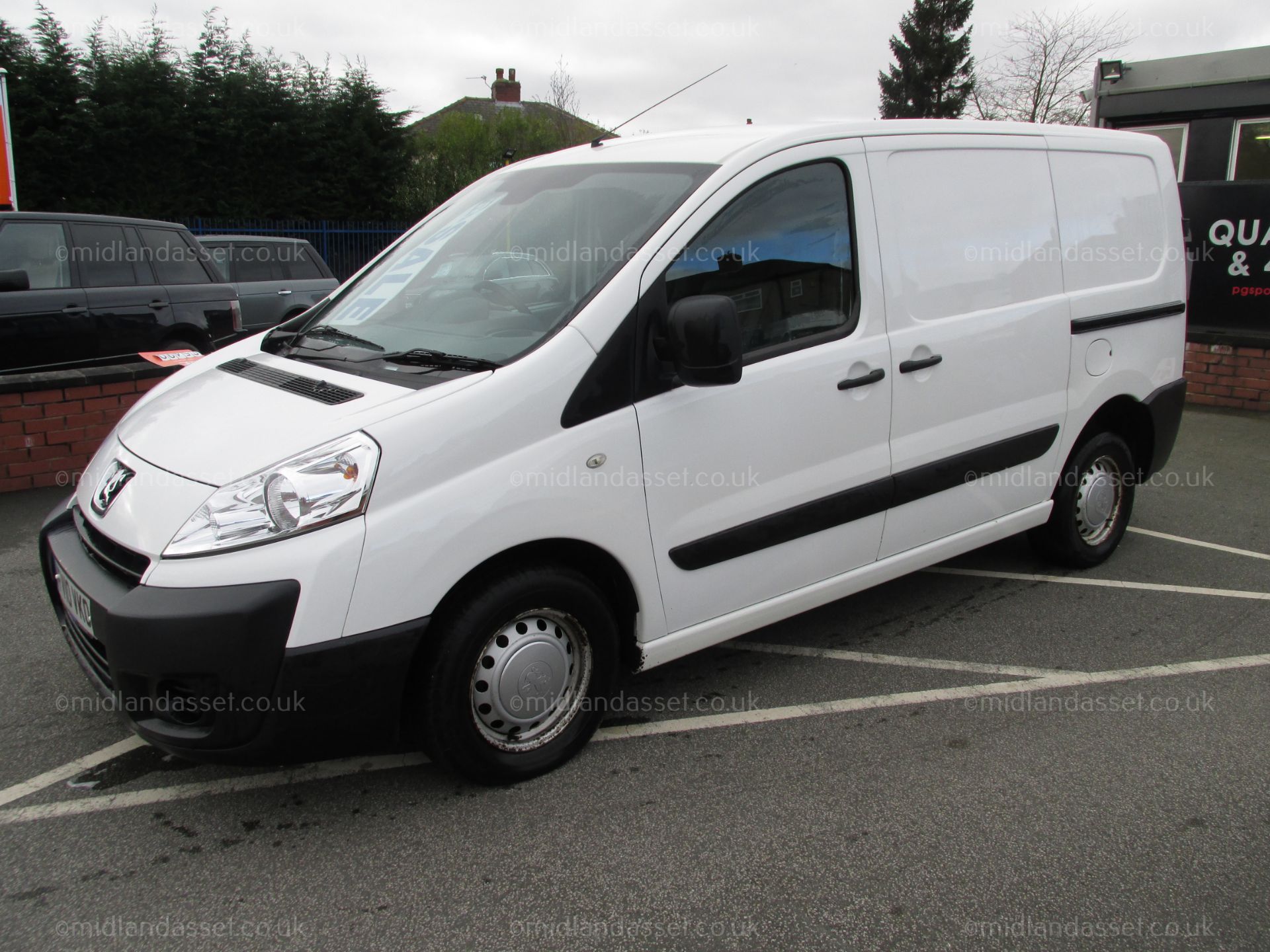 2010/10 REG PEUGEOT EXPERT PROFESSIONAL HDI PANEL VAN ONE FORMER KEEPER SERVICE HISTORY *NO VAT* - Image 2 of 10