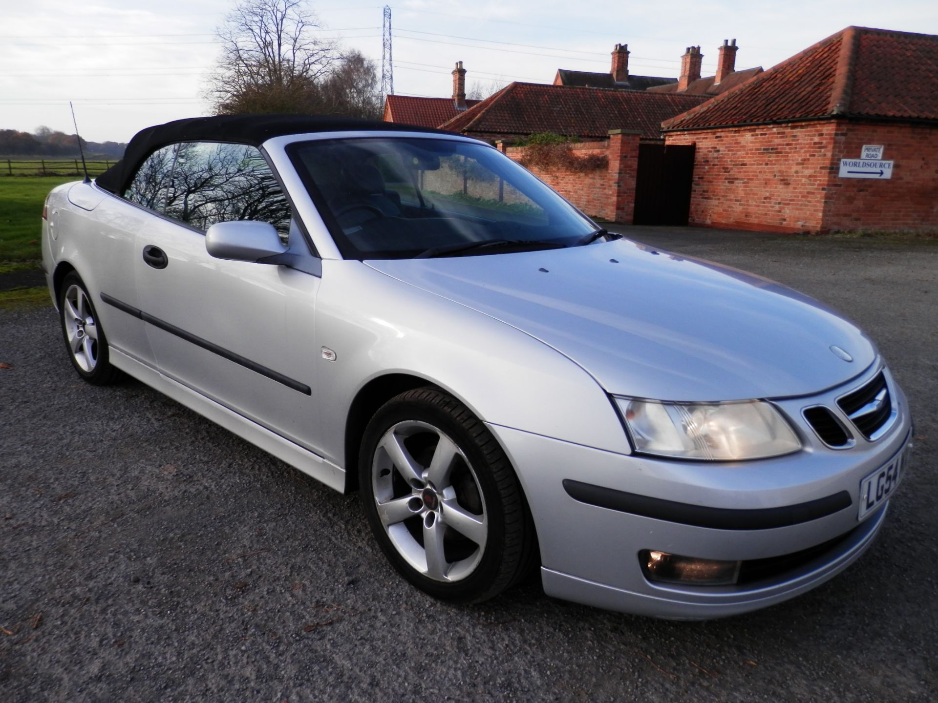 54/2004 SAAB 93 VECTOR, CONVERTIBLE, 2.0 TURBO, 150 BHP, MANUAL. ONLY 86K MILES, MOT JUNE 2017