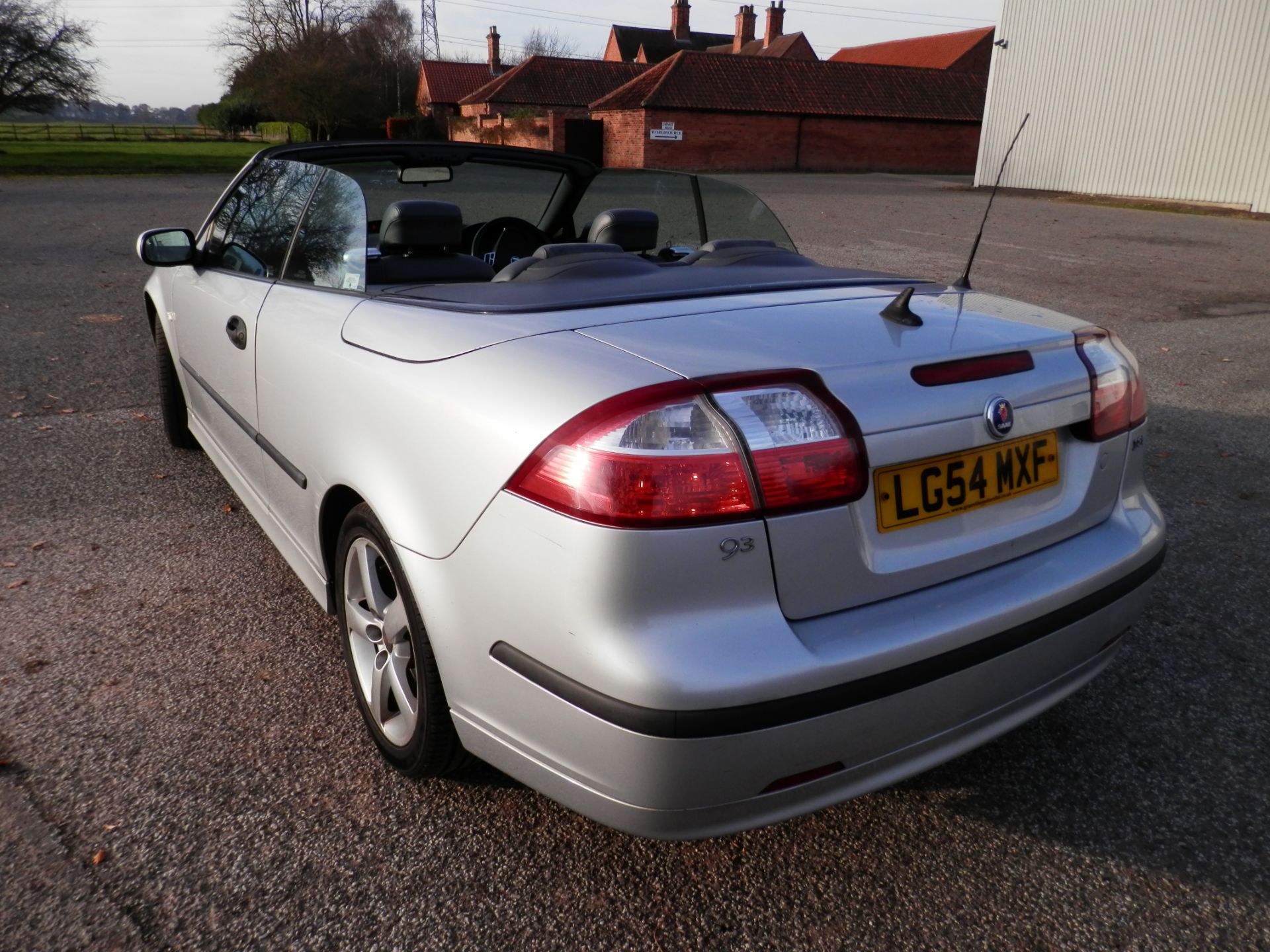 54/2004 SAAB 93 VECTOR, CONVERTIBLE, 2.0 TURBO, 150 BHP, MANUAL. ONLY 86K MILES, MOT JUNE 2017 - Image 8 of 34