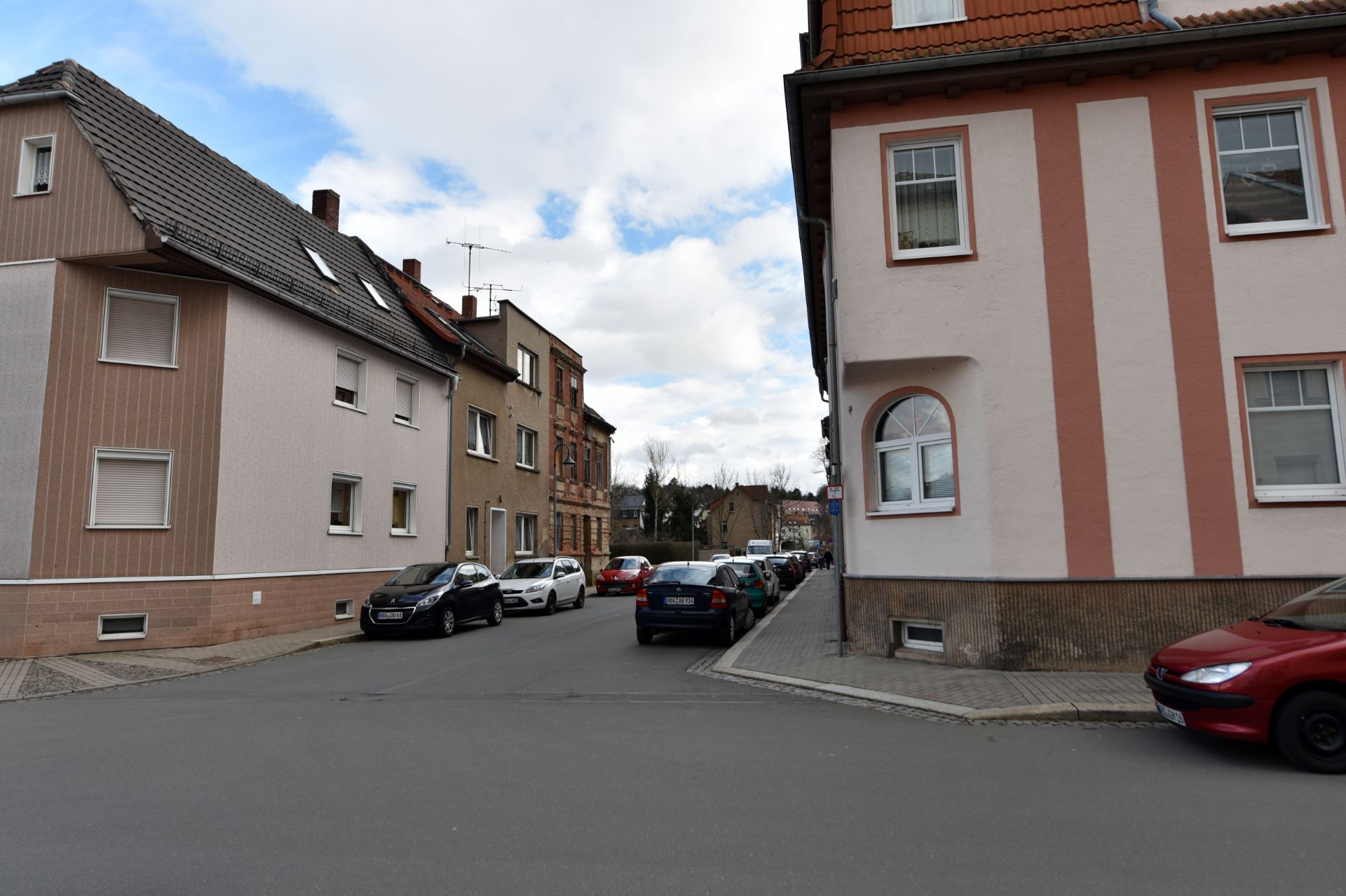 LARGE HOUSE IN SCHMÖLLN, GERMANY - Image 4 of 15