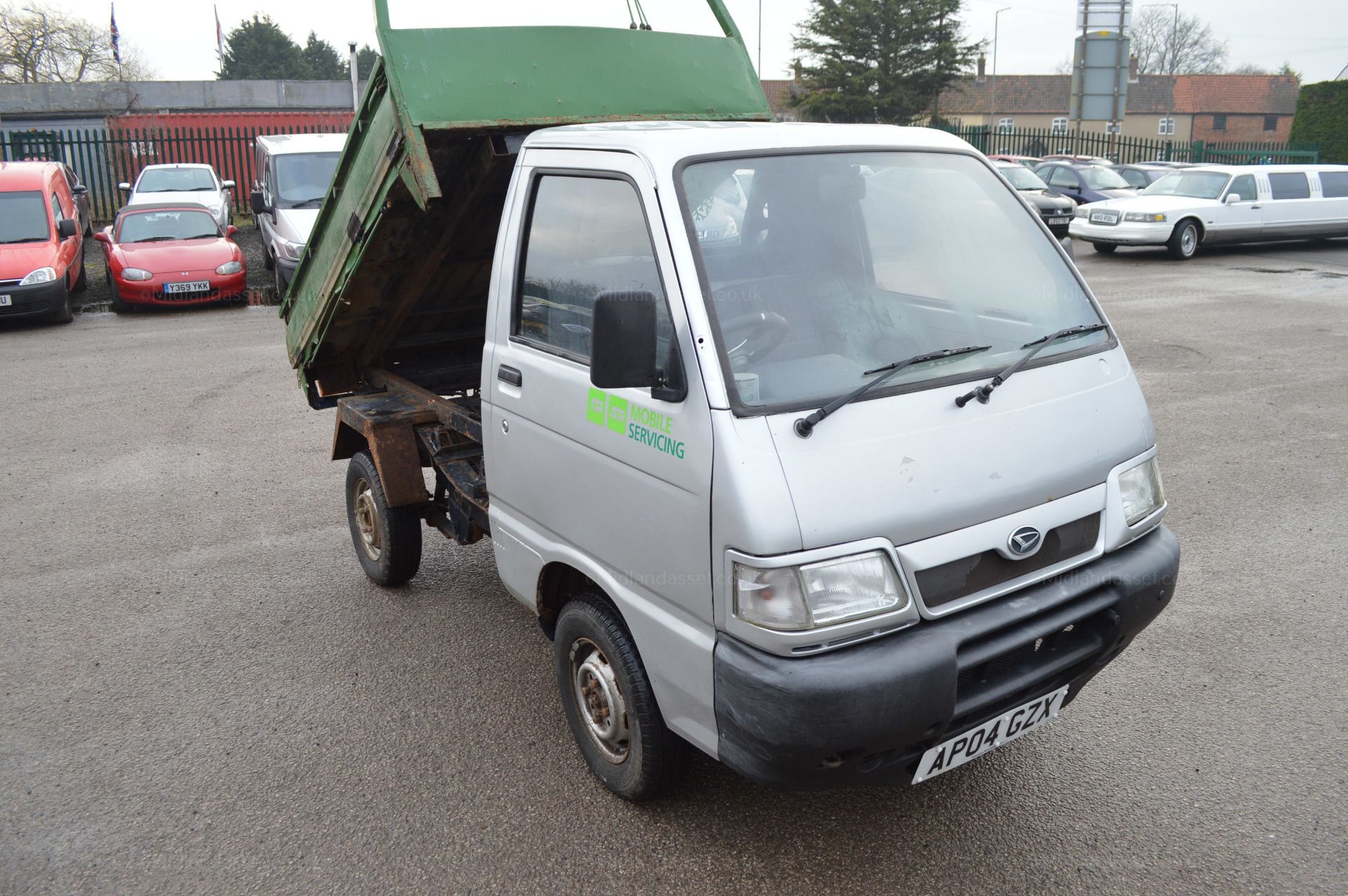 RARE 2004/04 REG DAIHATSU HI-JET 16V EFI LPG TIPPER *NO VAT*