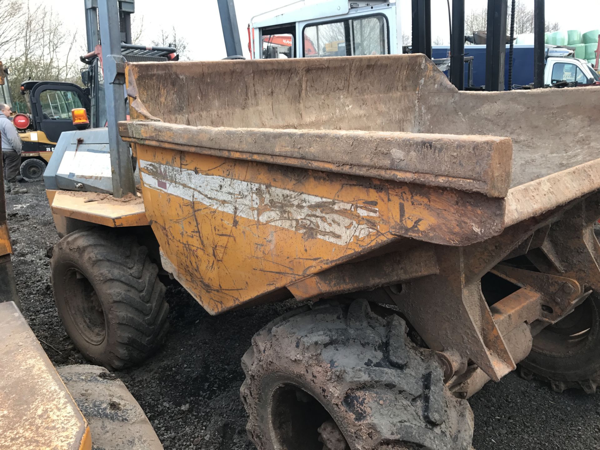 6 TONNE TEREX BENFORD YELLOW DUMPER *PLUS VAT* - Image 2 of 7