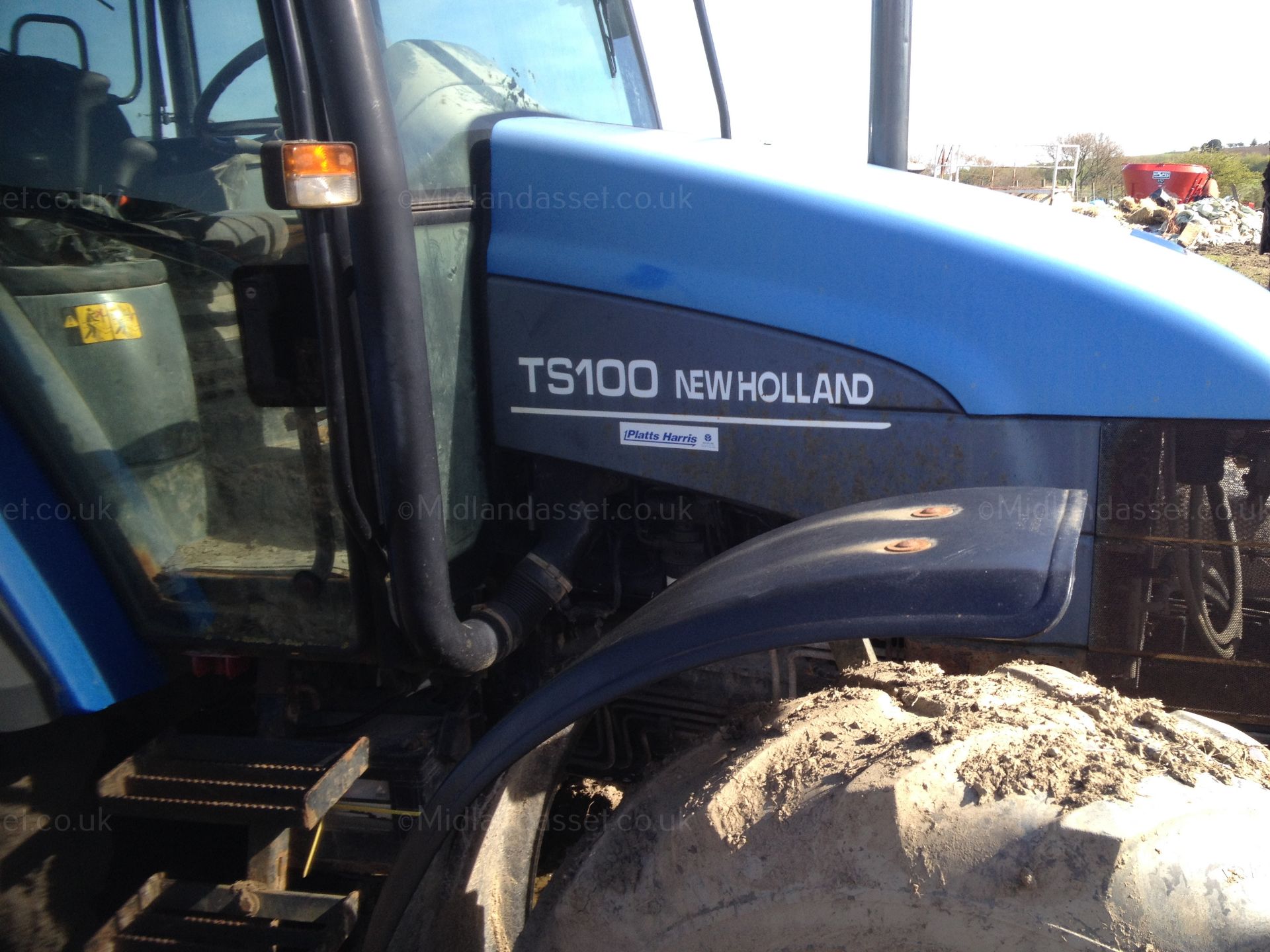2002 NEW HOLLAND TS100 TRACTOR AND WATER TANKER - Image 2 of 10