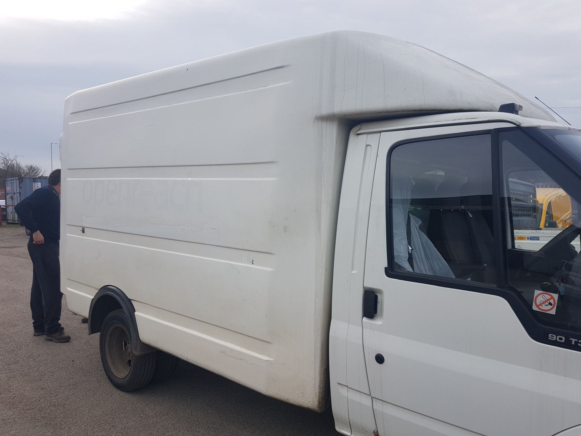 FORD TRANSIT REAR BODY SHELL - EX BT! NO RESERVE - Image 7 of 14