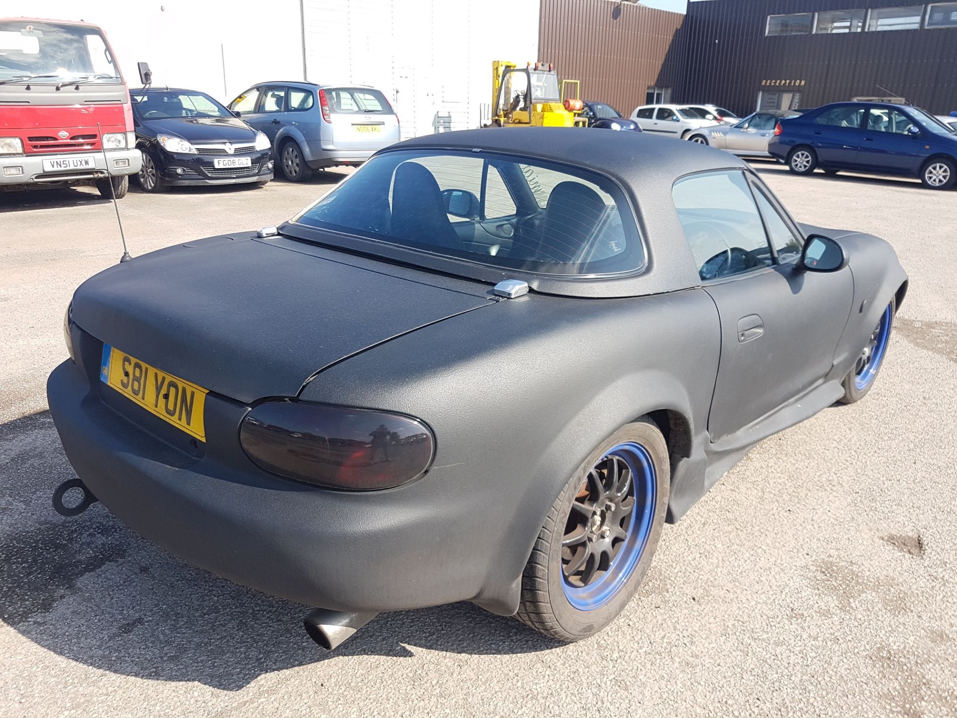 1998 BLACK MAZDA MX-5 SPORT 1265KG, LIGHT AND FAST CAR! HARDTOP FITTED BUT IT IS A CONVERTIBLE - Image 6 of 16