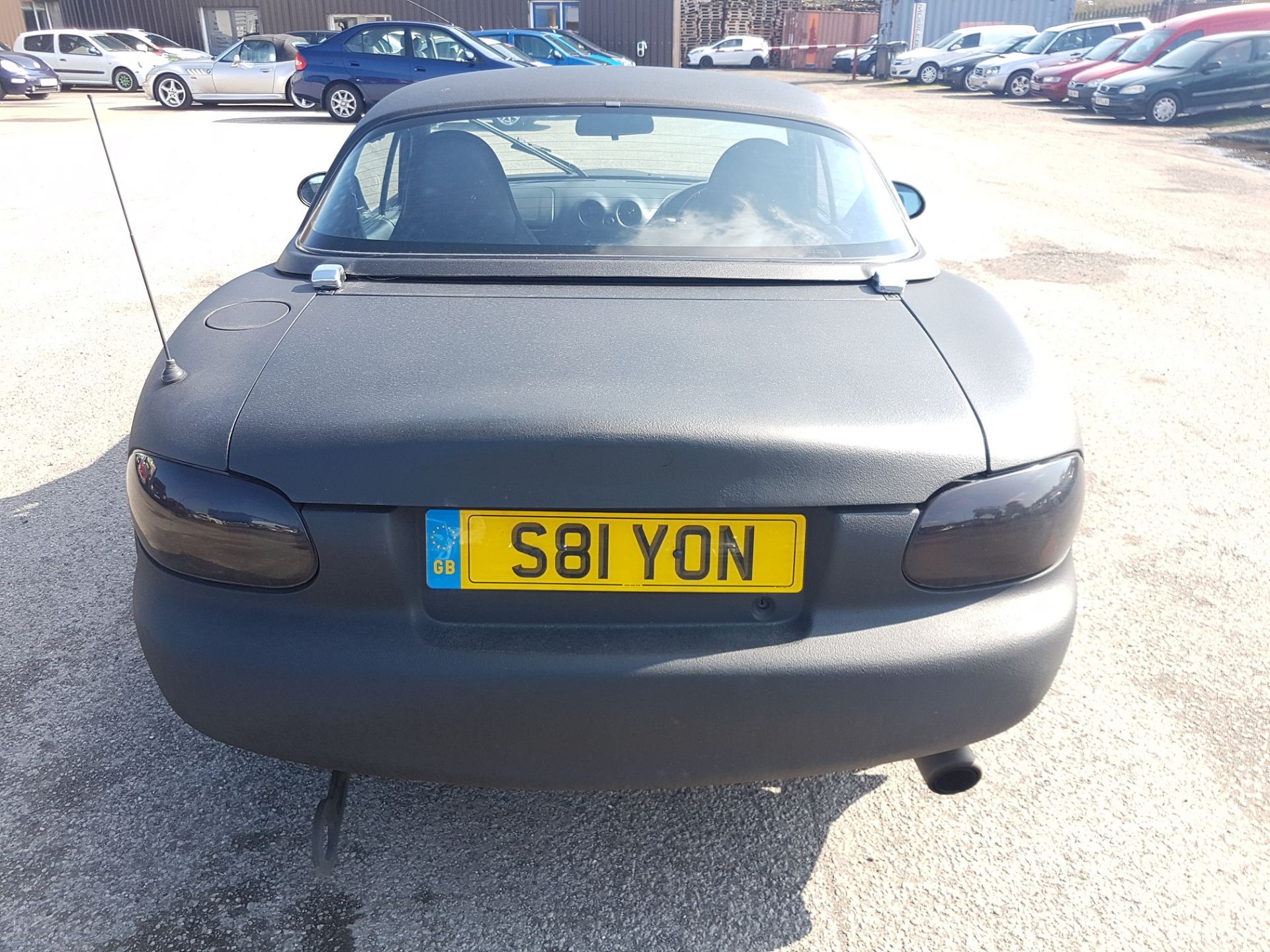 1998 BLACK MAZDA MX-5 SPORT 1265KG, LIGHT AND FAST CAR! HARDTOP FITTED BUT IT IS A CONVERTIBLE - Image 5 of 16