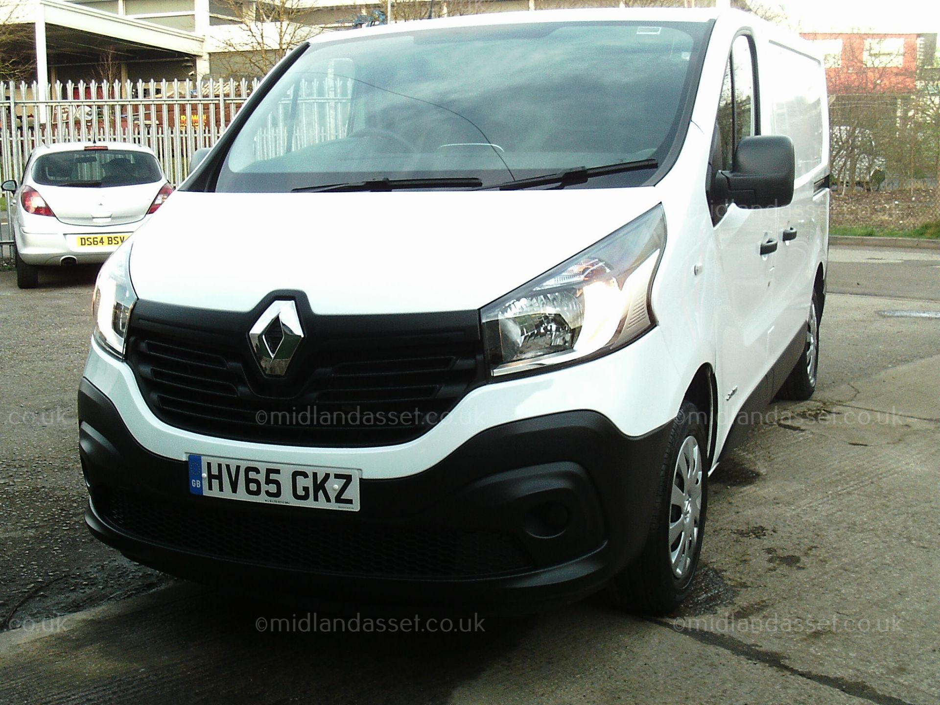 2015/65 REG RENAULT TRAFIC SL29 BUSINESS DCI PANEL VAN ONE OWNER - Image 2 of 12