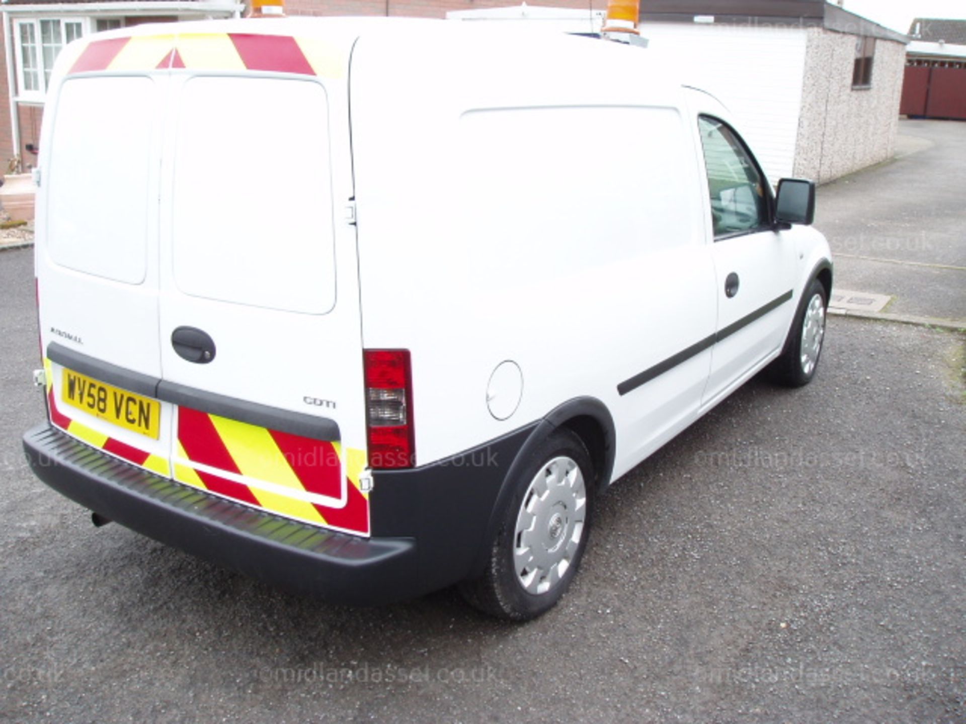 2008/58 REG VAUXHALL COMBO 2000 CDTI CAR DERIVED VAN ONE OWNER - Image 4 of 10