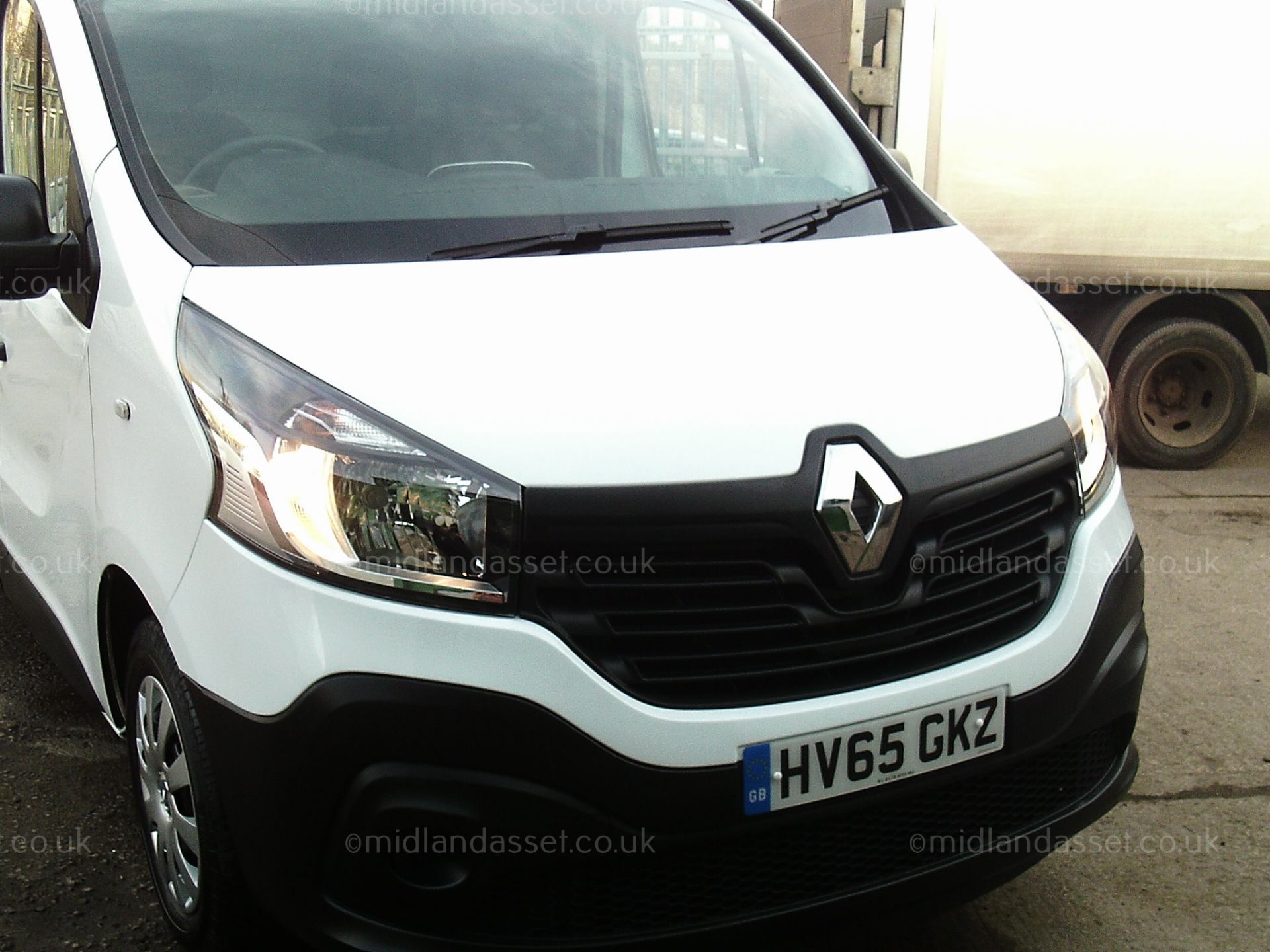 2015/65 REG RENAULT TRAFIC SL29 BUSINESS DCI PANEL VAN ONE OWNER