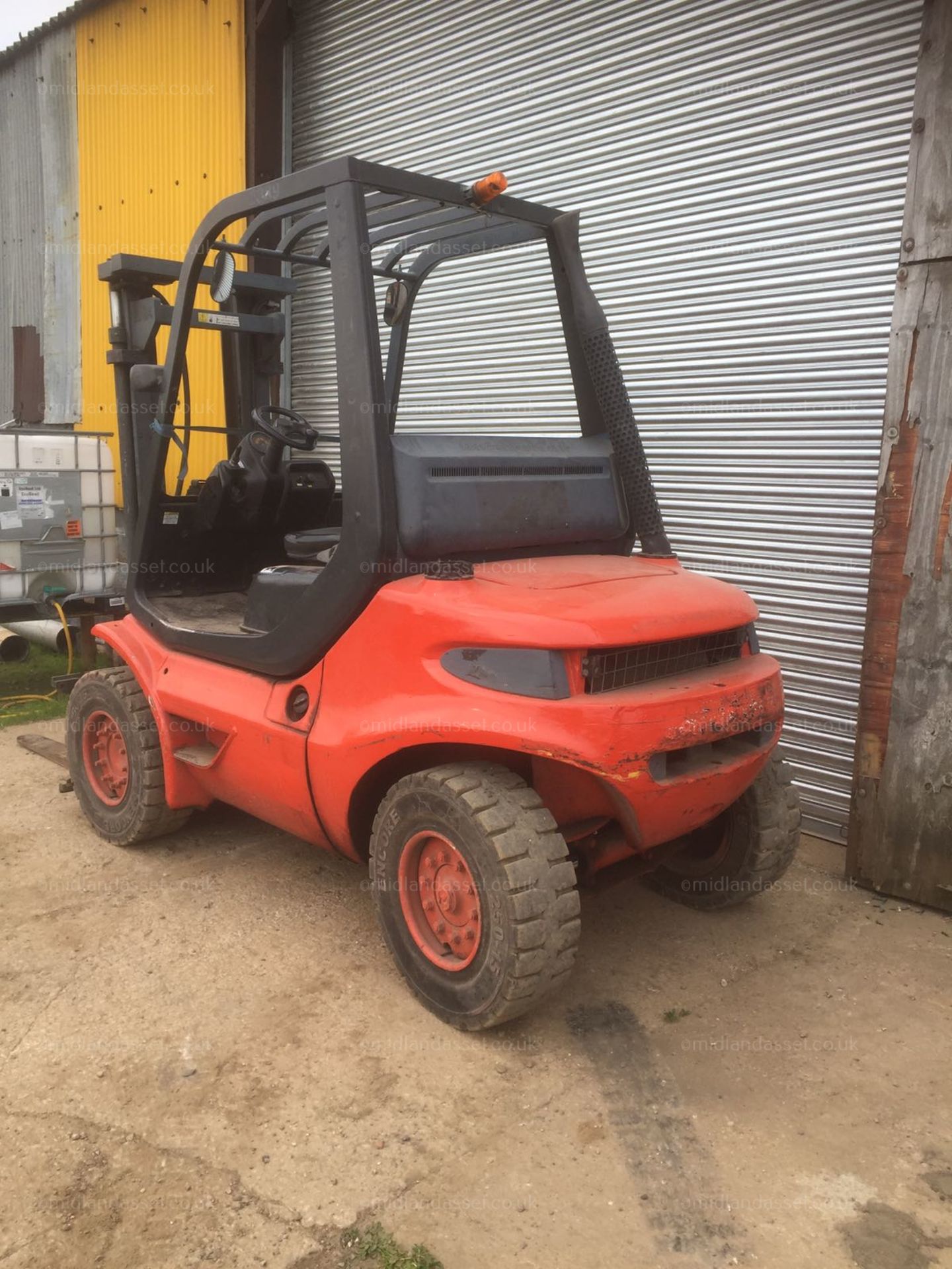 1994 LANSING LINDE 4 TONNE FORK LIFT - Image 2 of 6