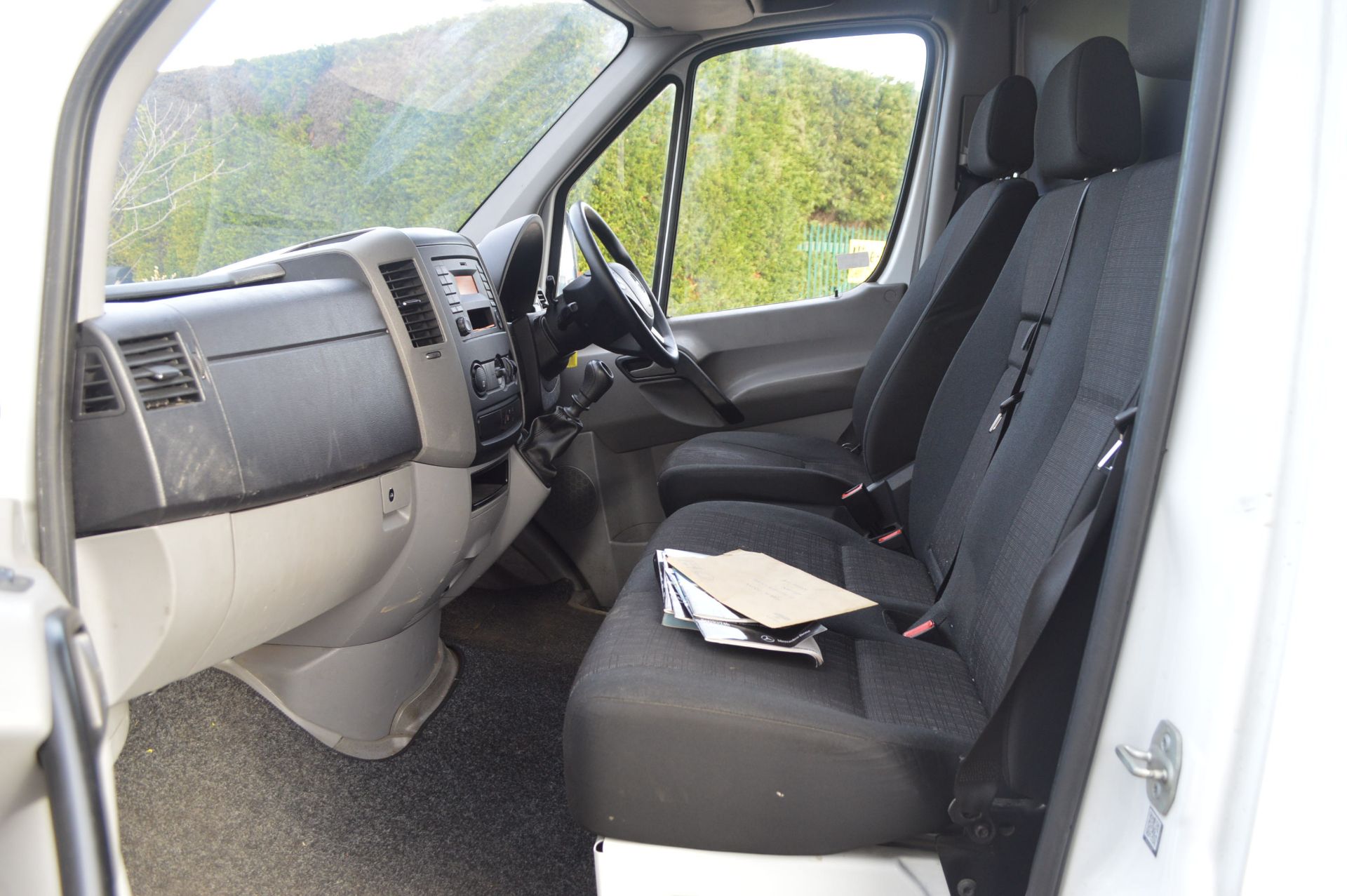 2014/64 REG MERCEDES-BENZ SPRINTER 313 CDI, SHOWING 1 FORMER KEEPER - Image 13 of 20