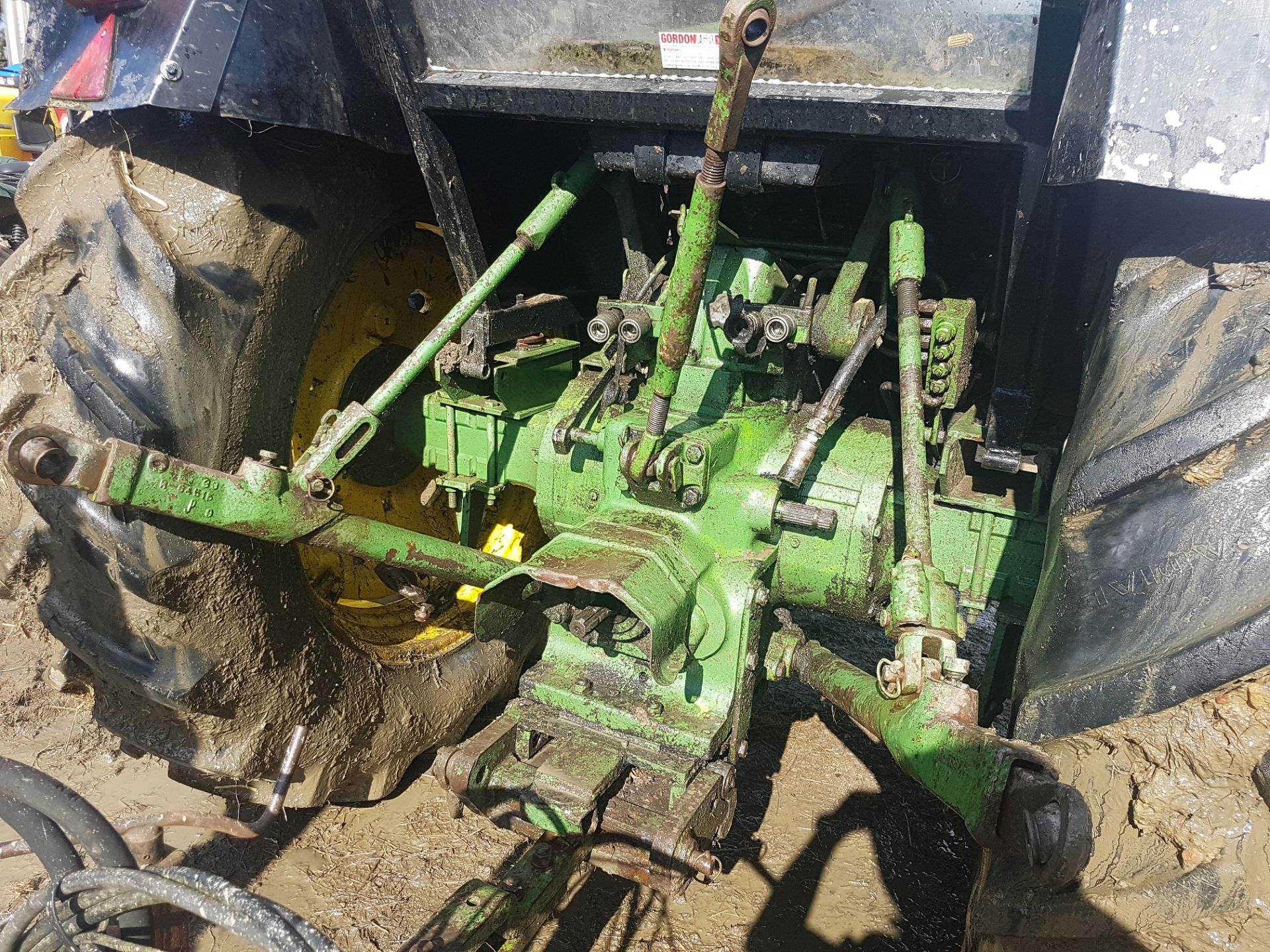 1976 JOHN DEERE 3130 TRACTOR, SHOWING 1 FORMER KEEPER *PLUS VAT* - Image 6 of 9