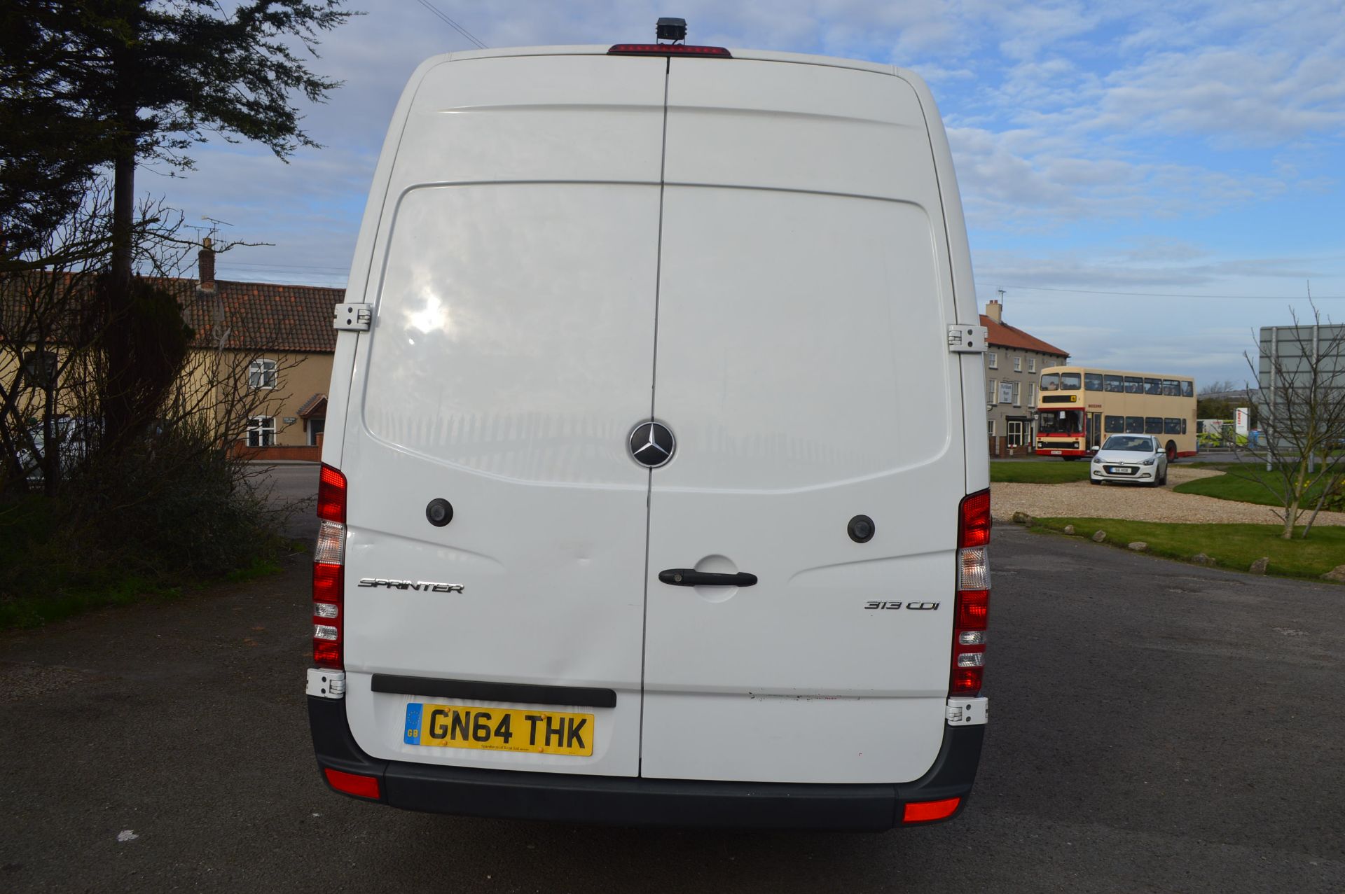 2014/64 REG MERCEDES-BENZ SPRINTER 313 CDI, SHOWING 1 FORMER KEEPER - Image 7 of 20