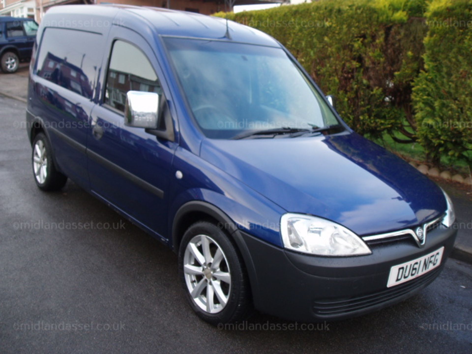 2011/61 REG VAUXHALL COMBO 1700 ECOFLEX CAR DERIVED VAN