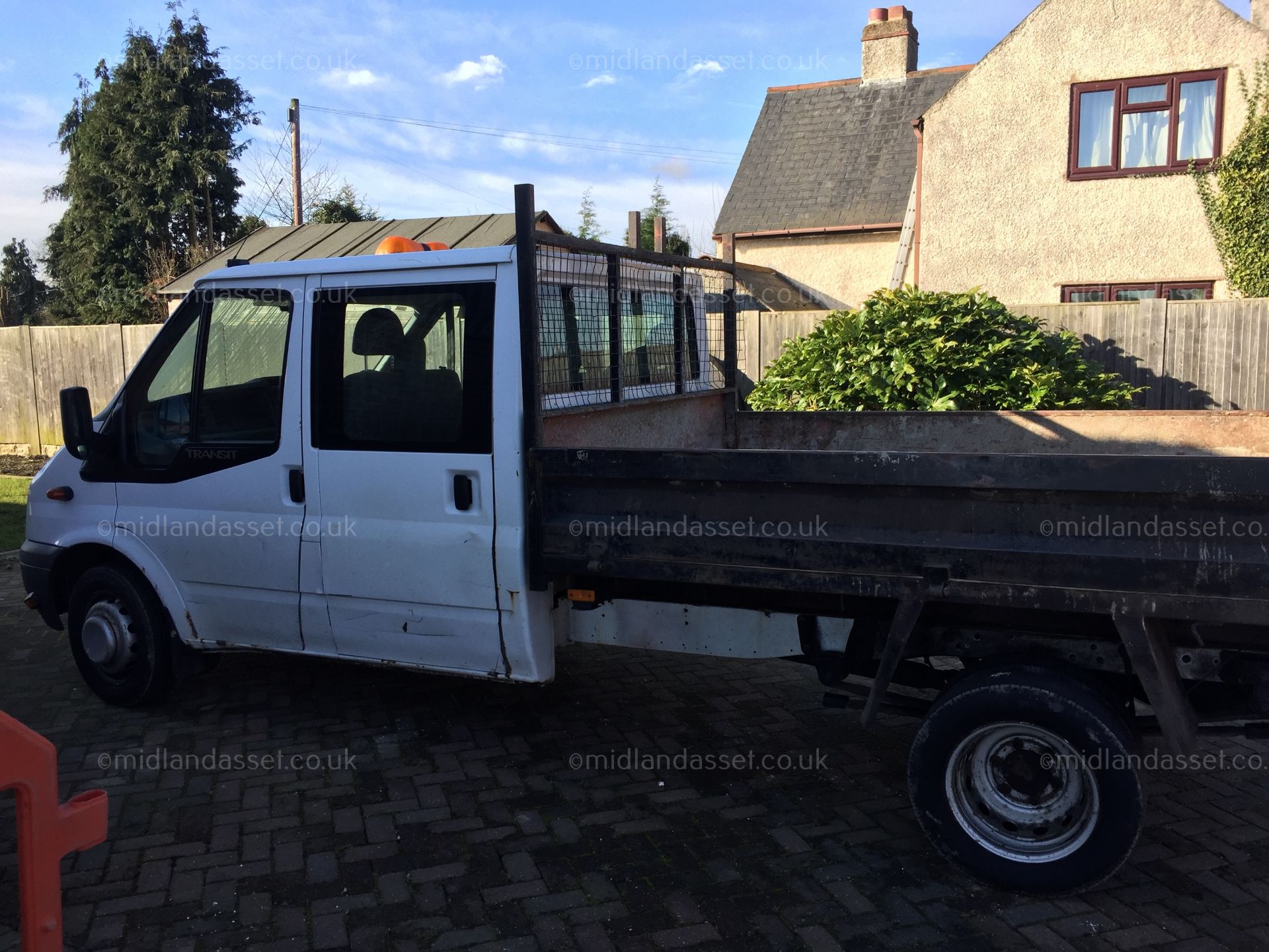2010/10 REG FORD TRANSIT 100 T350L RWD DOUBLE CAB TIPPER ONE FORMER KEEPER - Image 4 of 11