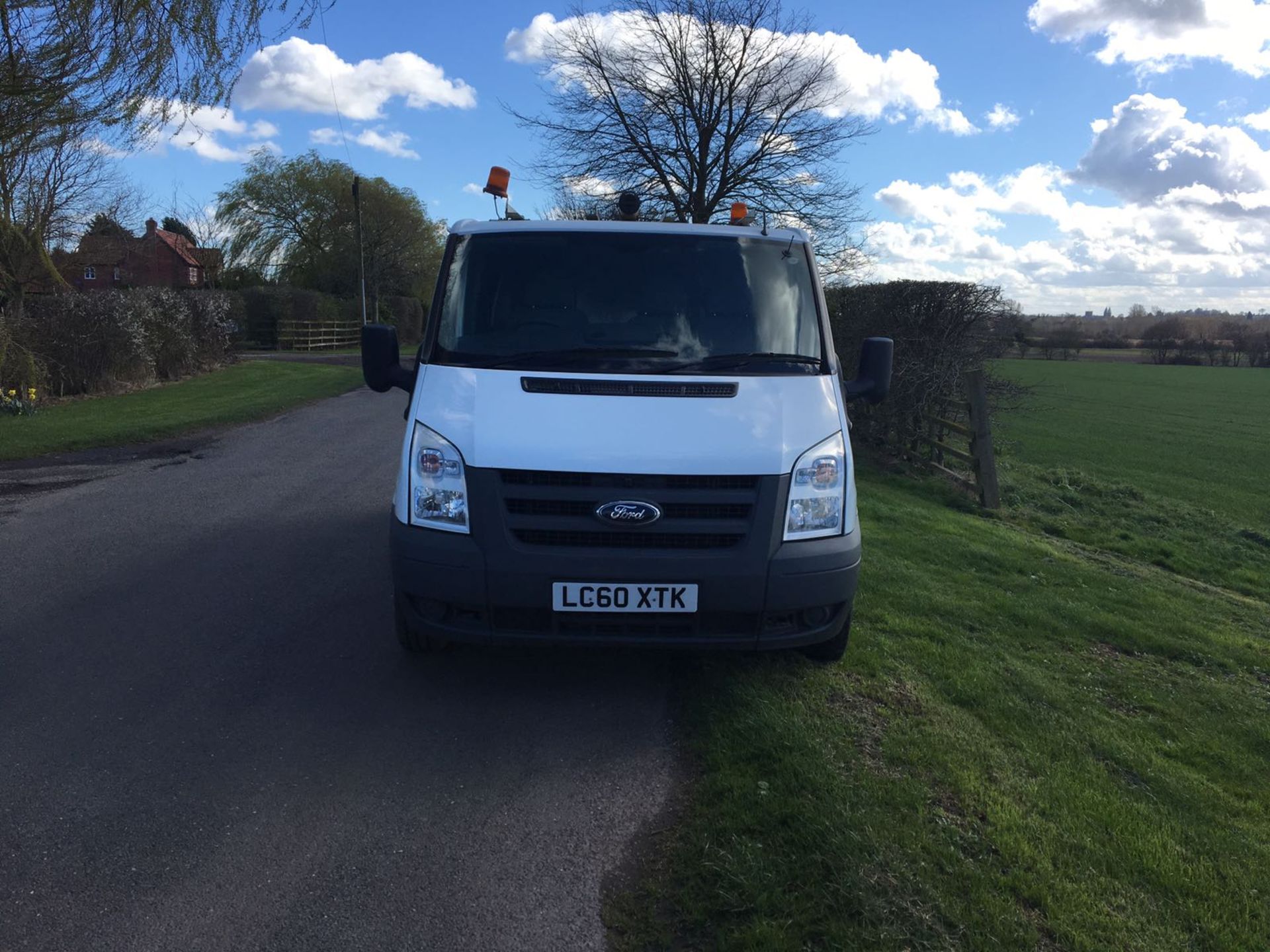 2011/60 REG FORD TRANSIT 85 T300S FWD, SHOWING 1 OWNER FROM NEW - Image 3 of 12
