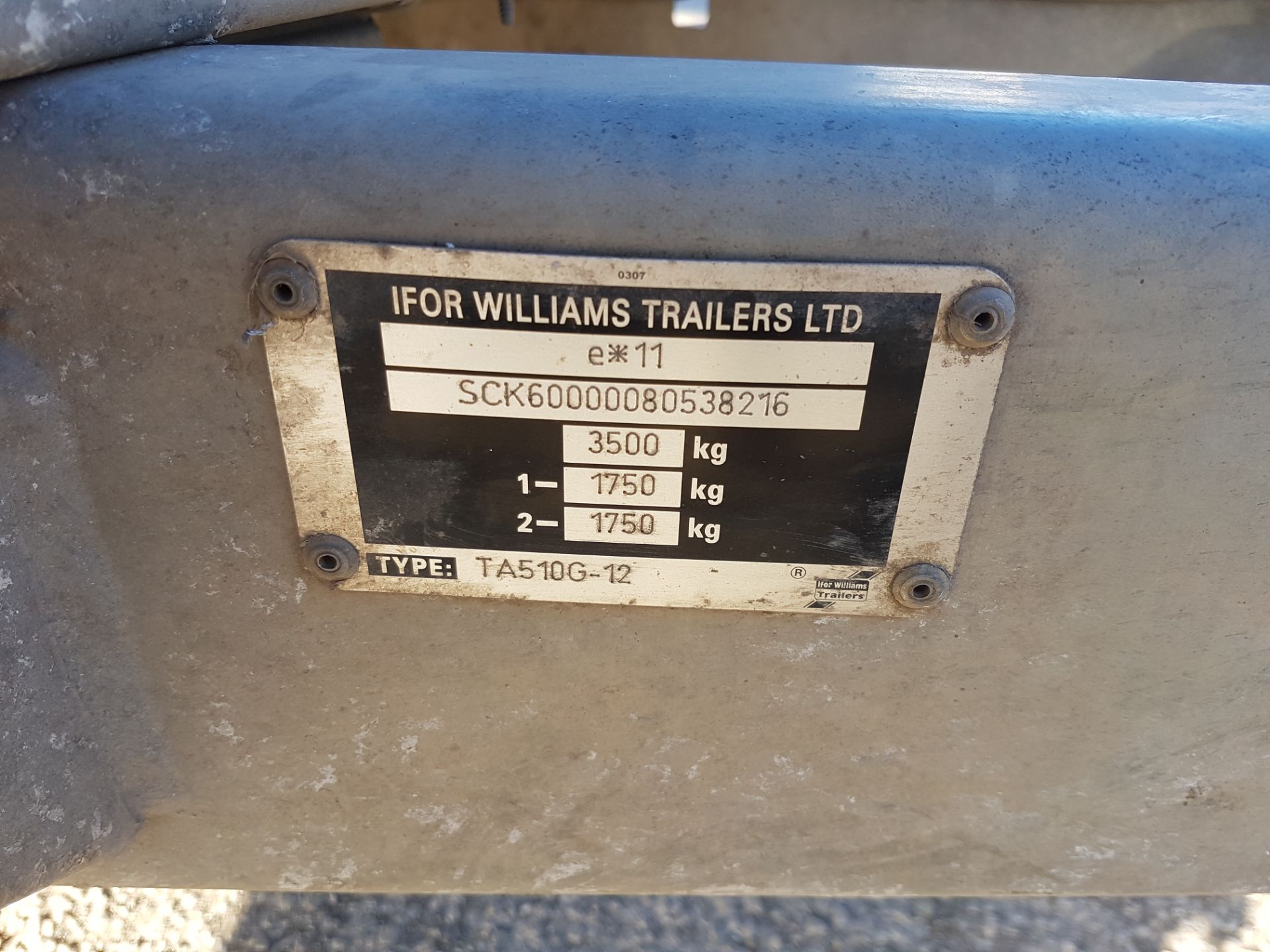 2008 TA-510 LIVESTOCK IFOR WILLIAMS TWIN AXLE TRAILER FITTED WITH SHEET DECKS - Image 7 of 14
