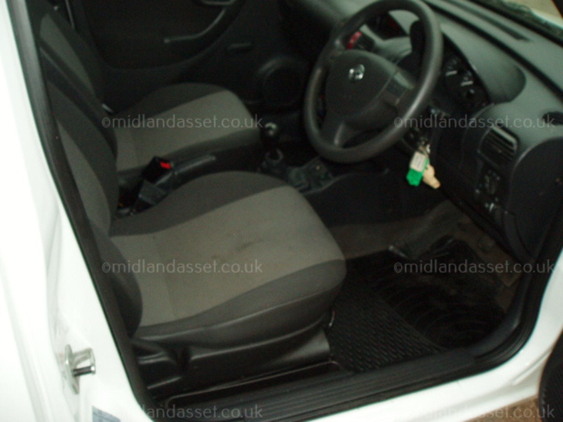 2007/07 REG VAUXHALL COMBO 2000 CDTI CAR DERIVED VAN ONE OWNER FULL SERVICE HISTORY - Image 10 of 13