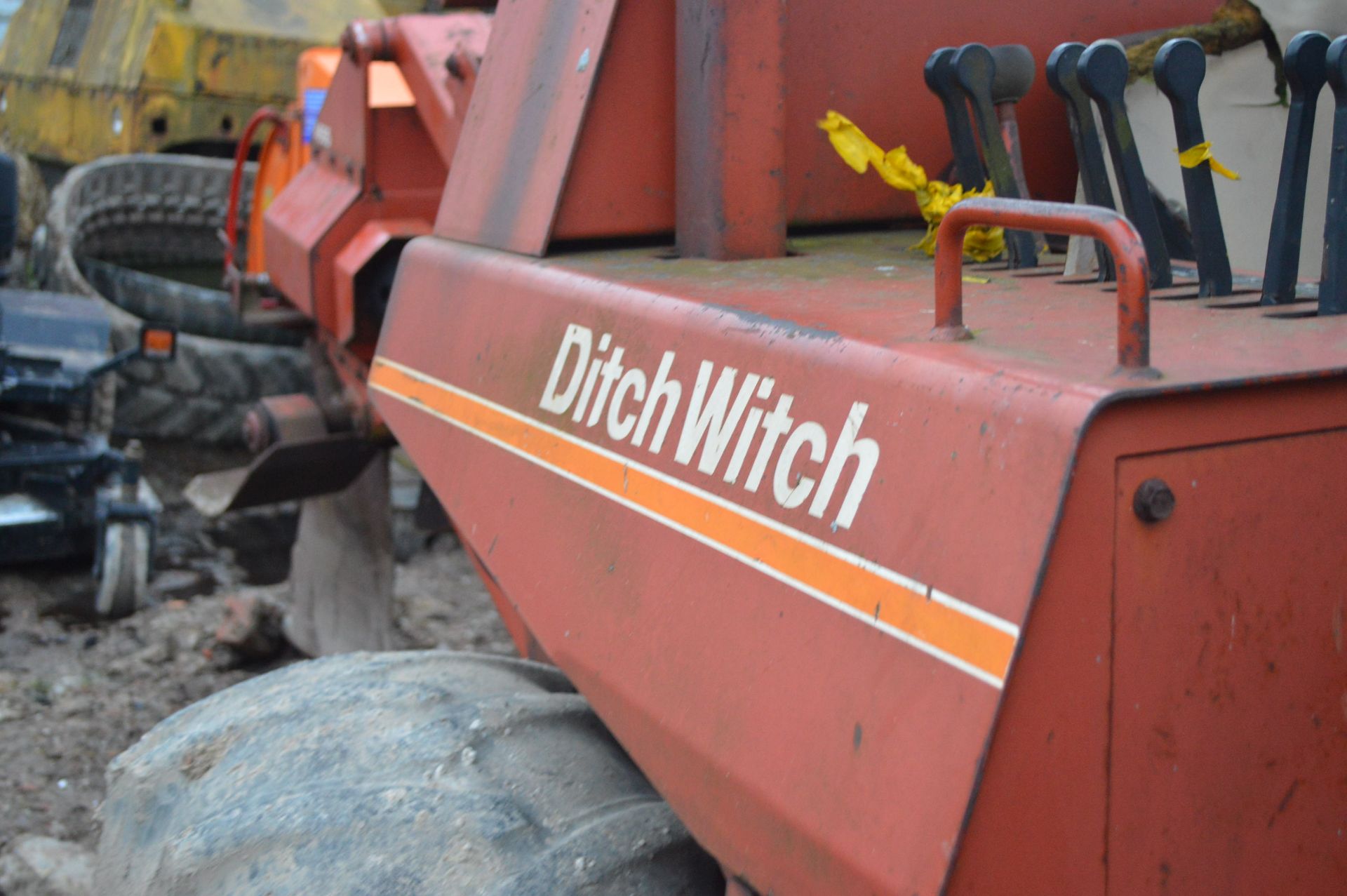 DITCHWITCH 7510 DIESEL WITH BACK ACTOR *PLUS VAT* - Image 6 of 15