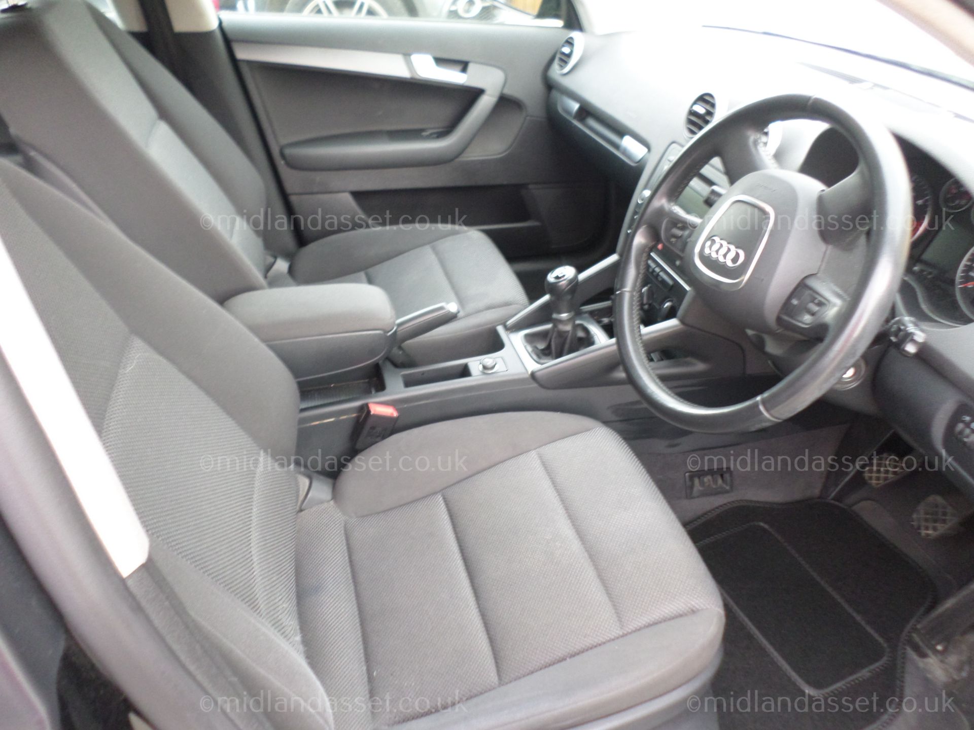 2009/09 REG AUDI A3 E SE TDI 5 DOOR HATCHBACK ONE FORMER KEEPER FULL SERVICE HISTORY - Image 7 of 9