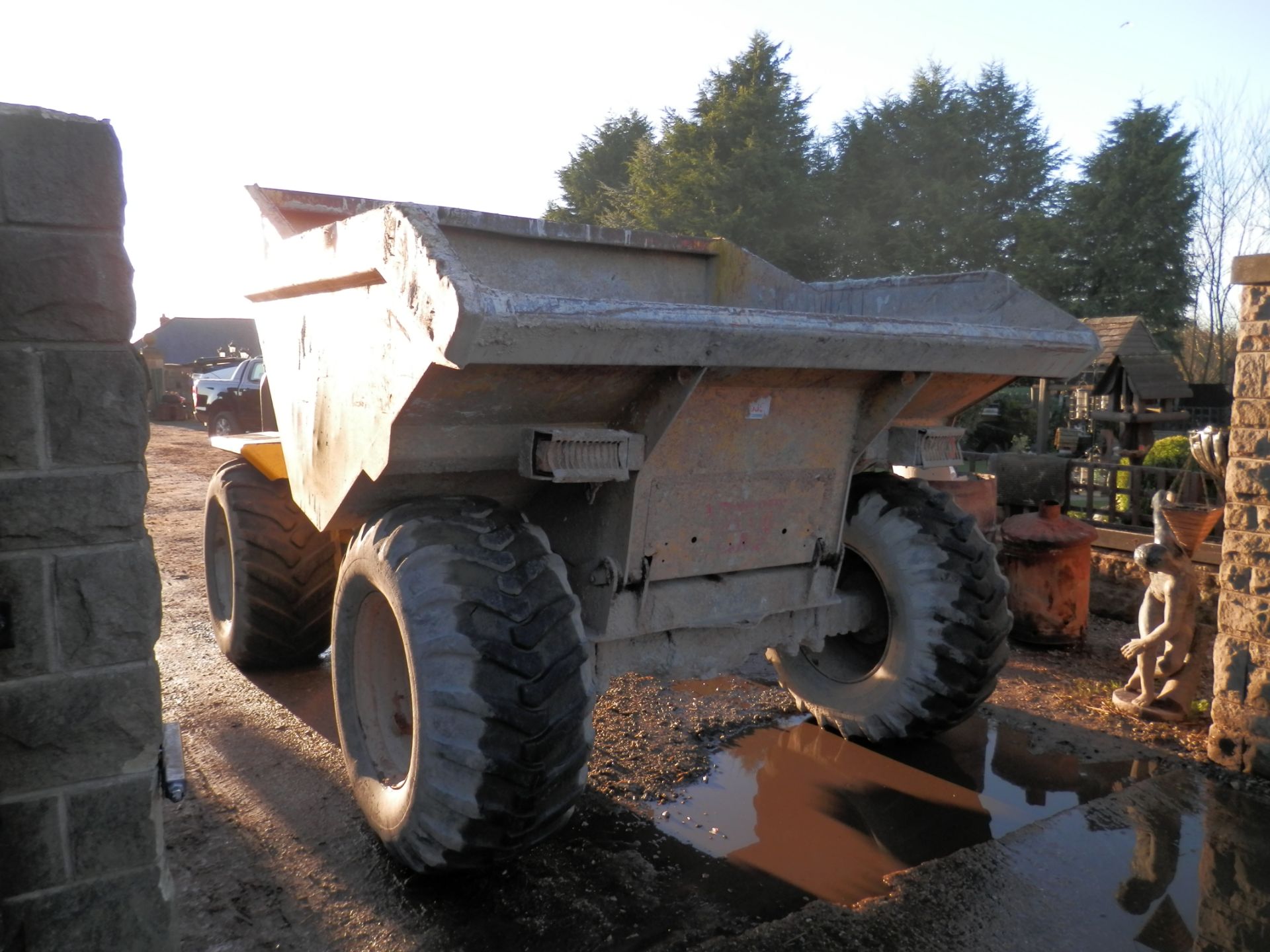 2006 NEUSON 9 TONNE DIESEL DUMPER, DRIVES & WORKS. - Image 2 of 8