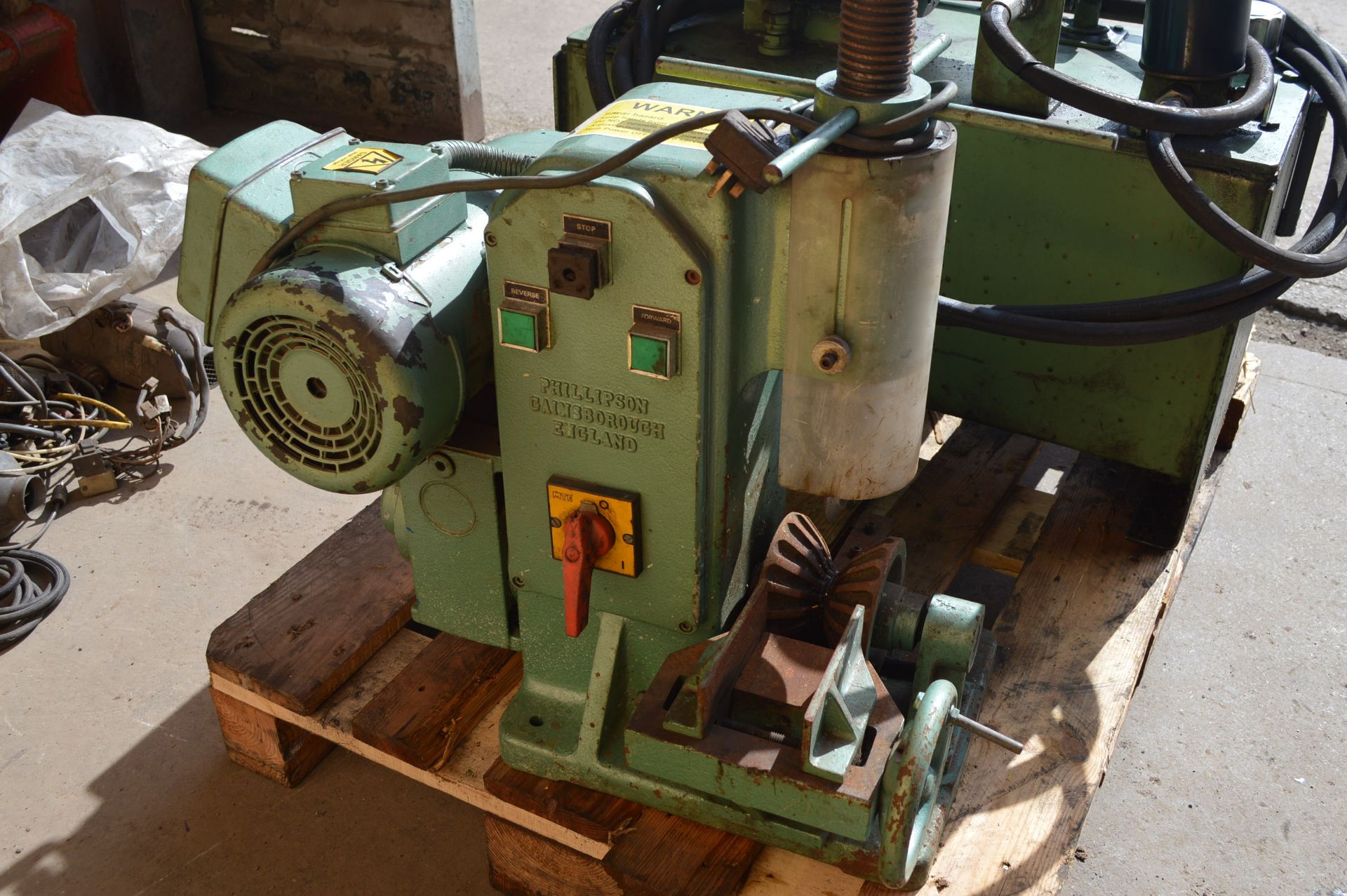 PHILLIPSON SINGLE PHASE WIRE STRIPPER. IN GOOD ORDER, READY FOR WORK