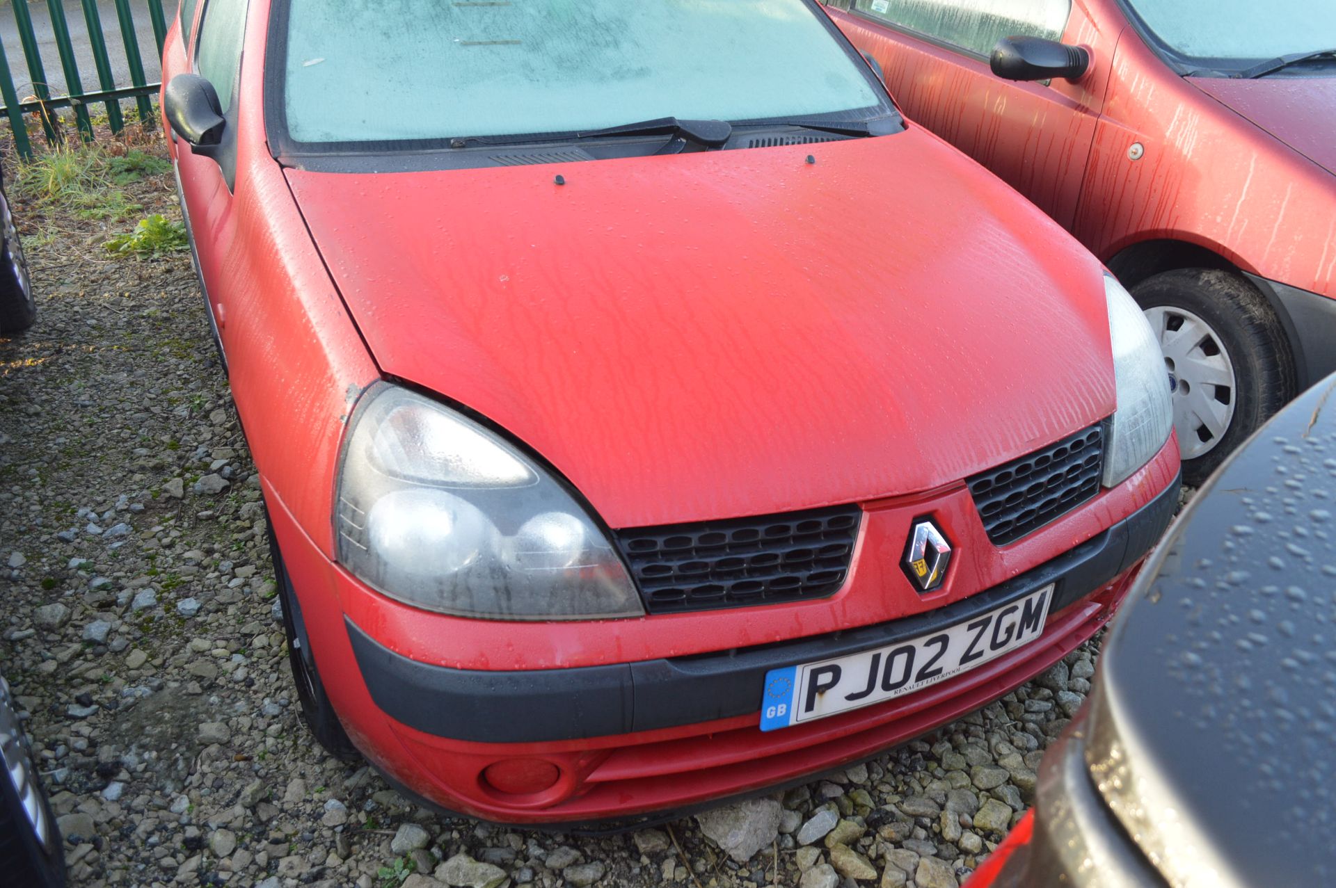 2002/02 REG RENAULT CLIO EXPRESSION 16V - SELLING AS SPARES / REPAIRS *NO VAT* - Image 3 of 9