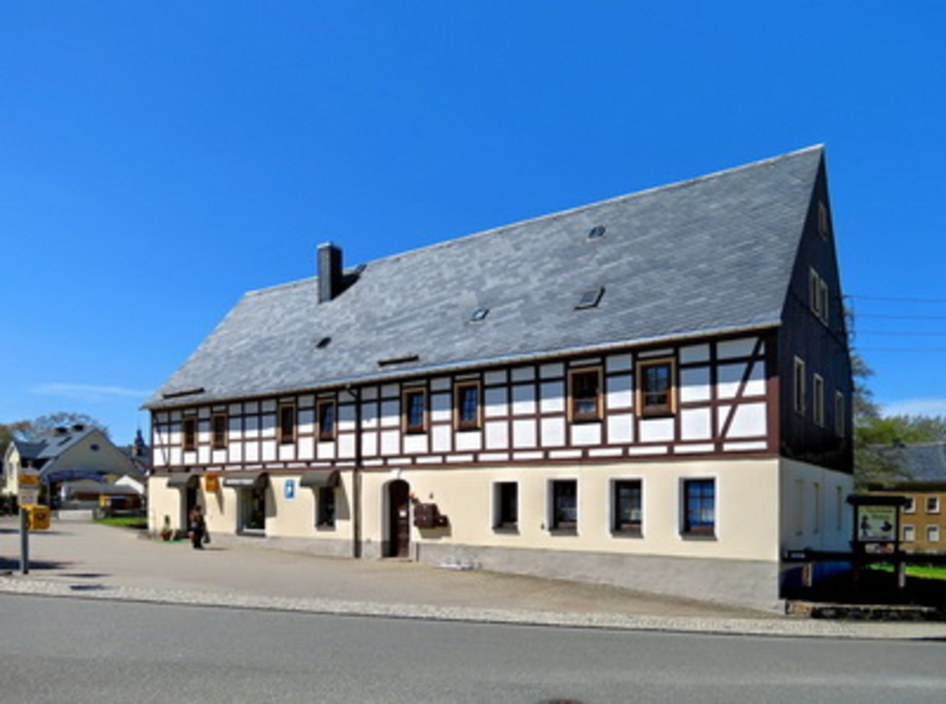 LARGE MULTI APARTMENT BLOCK IN SEHMATAL, SAXONY, GERMANY - Image 54 of 59