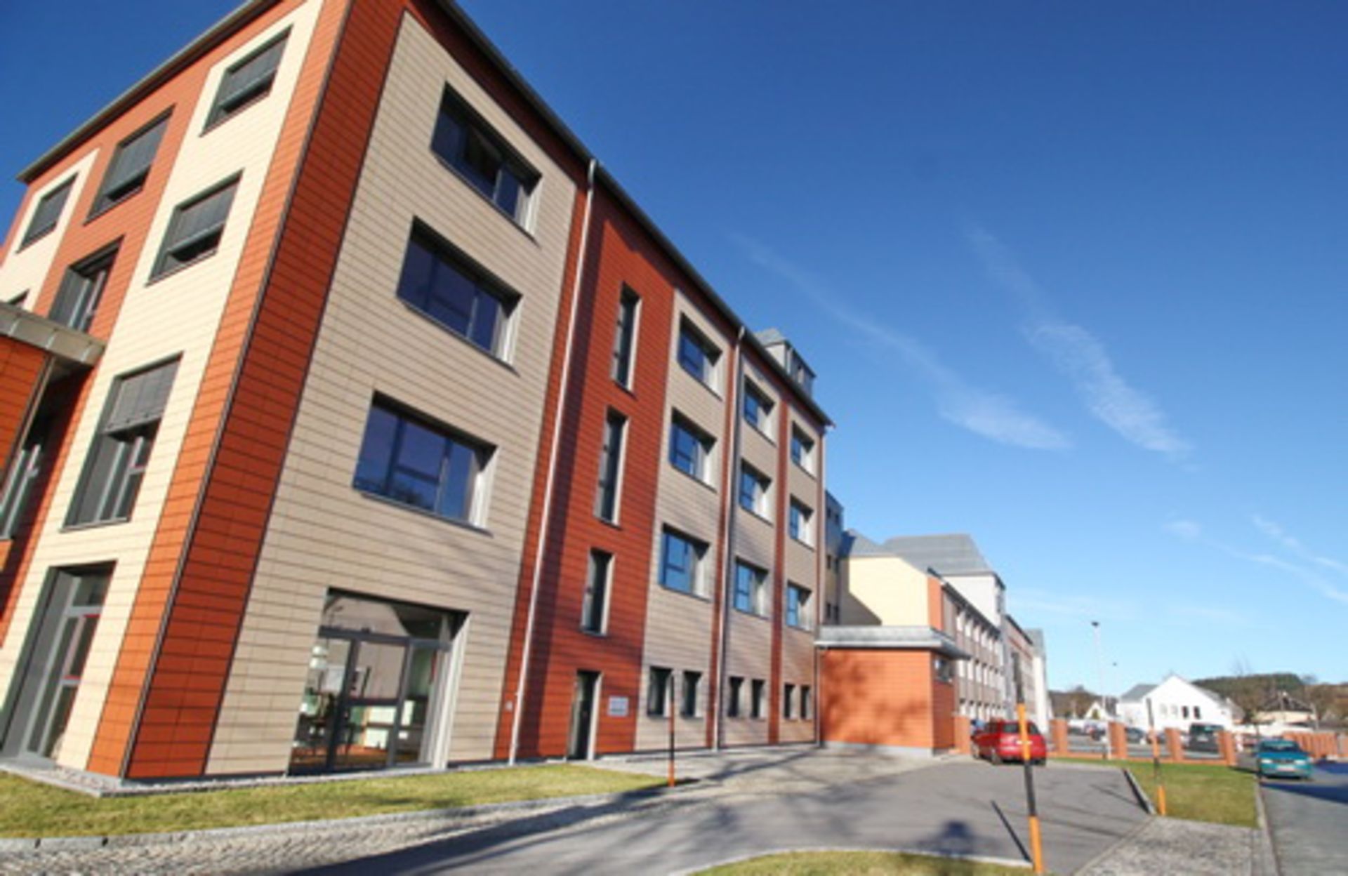 LARGE MULTI APARTMENT BLOCK IN SEHMATAL, SAXONY, GERMANY - Image 49 of 59