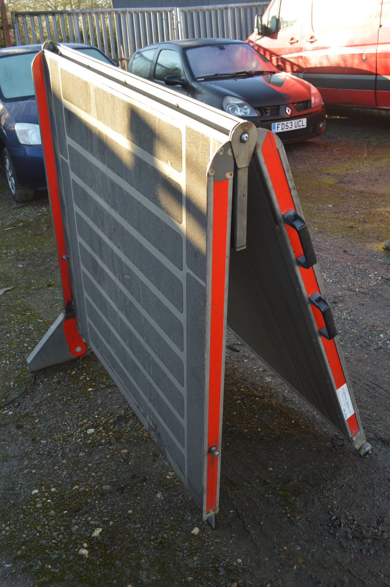 MOTORCYCLE TRANSPORTER DISABLED/MOTORCYCLE RAMP *NO VAT* - Image 3 of 3