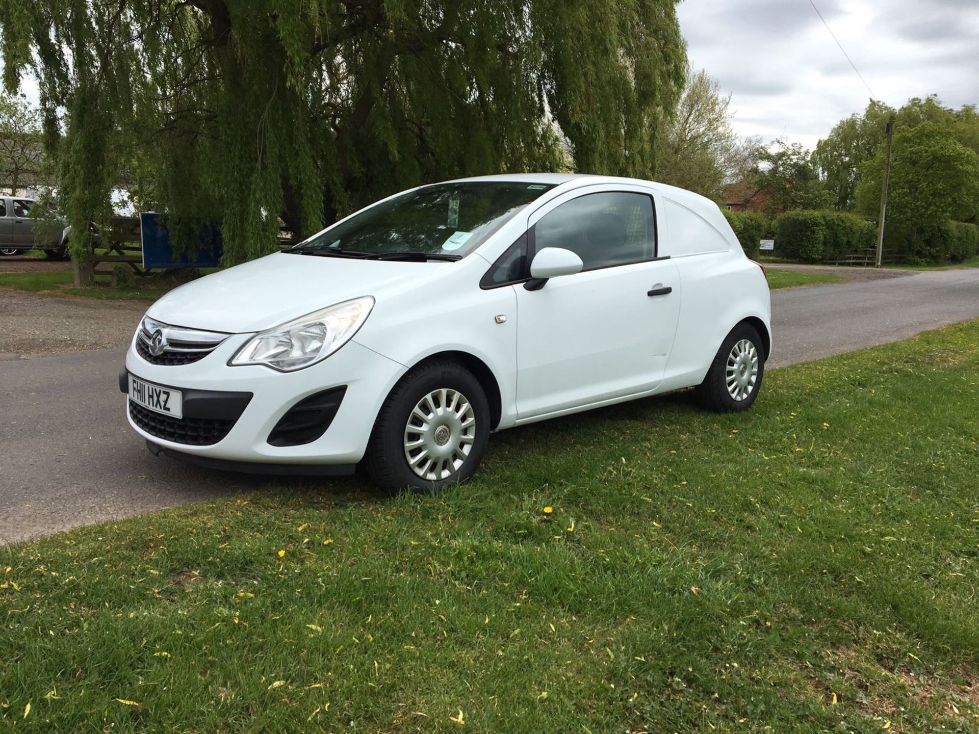 2011/11 REG VAUXHALL CORSA CDTI ECOFLEX, SHOWING 1 OWNER - Image 3 of 7