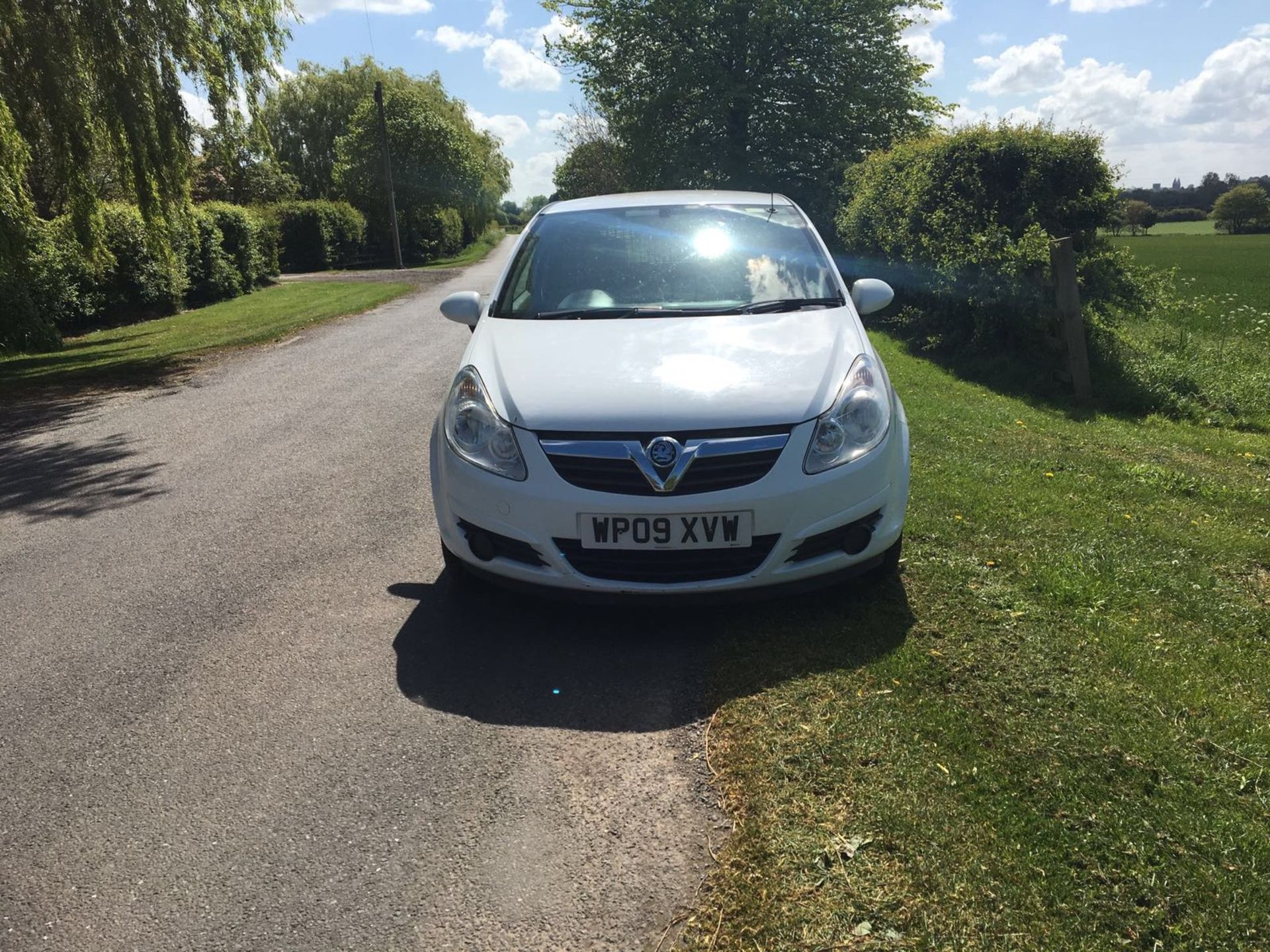 2009/09 REG VAUXHALL CORSA CDTI VAN, SHOWING 1 OWNER - EX BT - Image 2 of 9