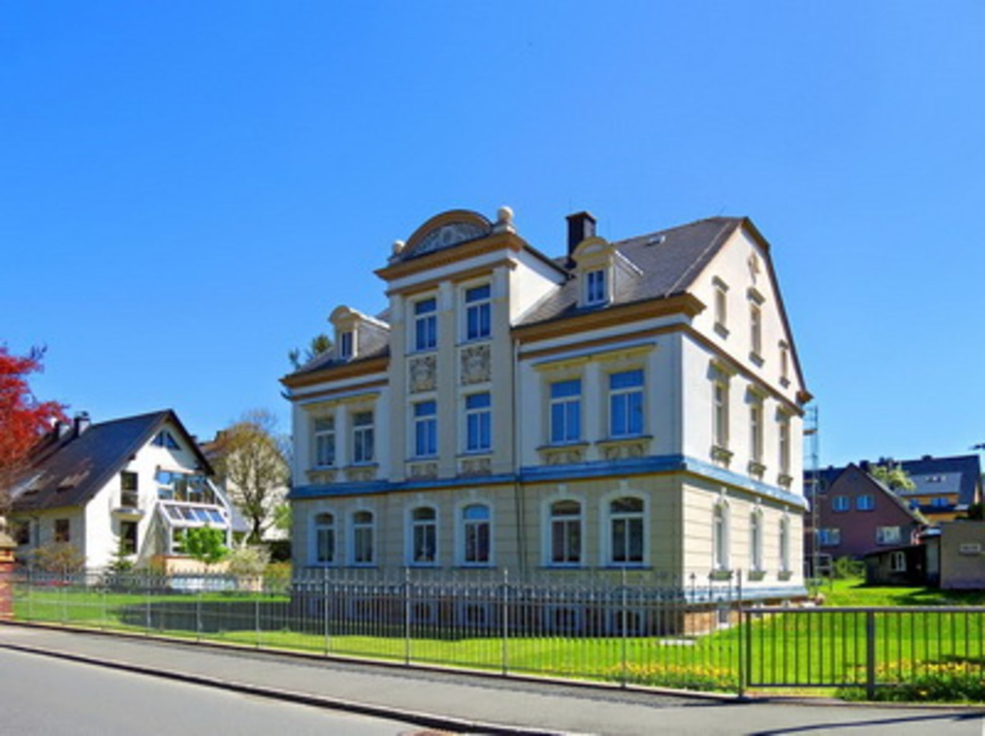 LARGE MULTI APARTMENT BLOCK IN SEHMATAL, SAXONY, GERMANY - Image 53 of 59