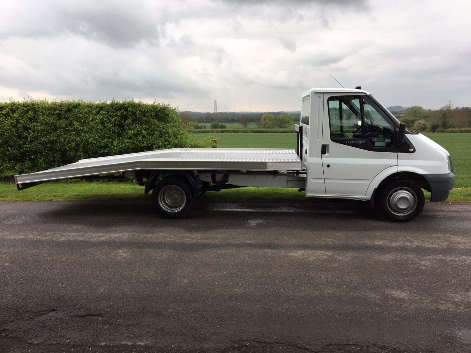 2008/58 REG FORD TRANSIT 100 T350M RWD RECOVERY VEHICLE 14FOOT BED LENGTH - Image 4 of 10