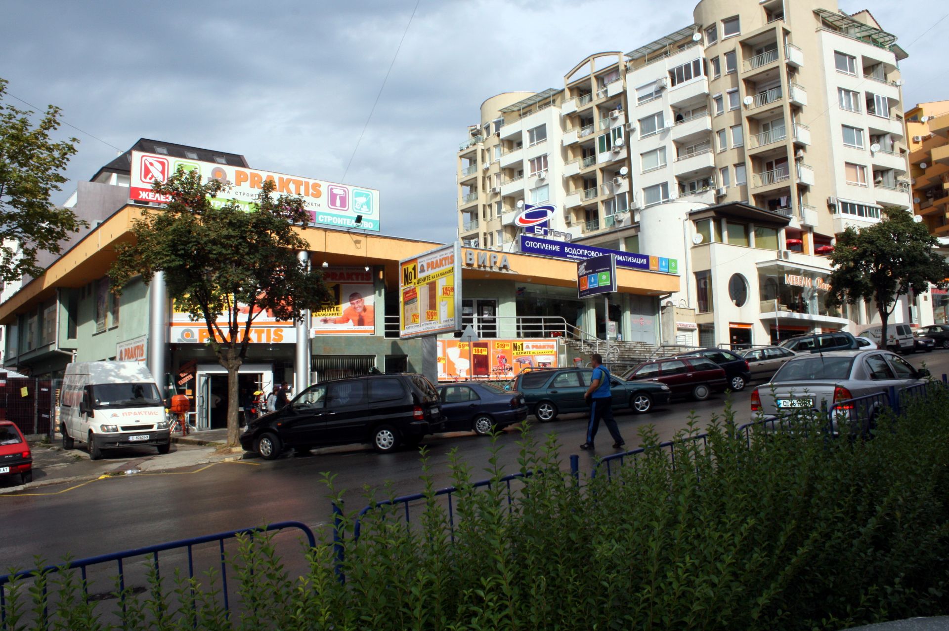 FREEHOLD APARTMENT BLOCK IN VELIKO TARNOVO, BULGARIA - Image 23 of 56
