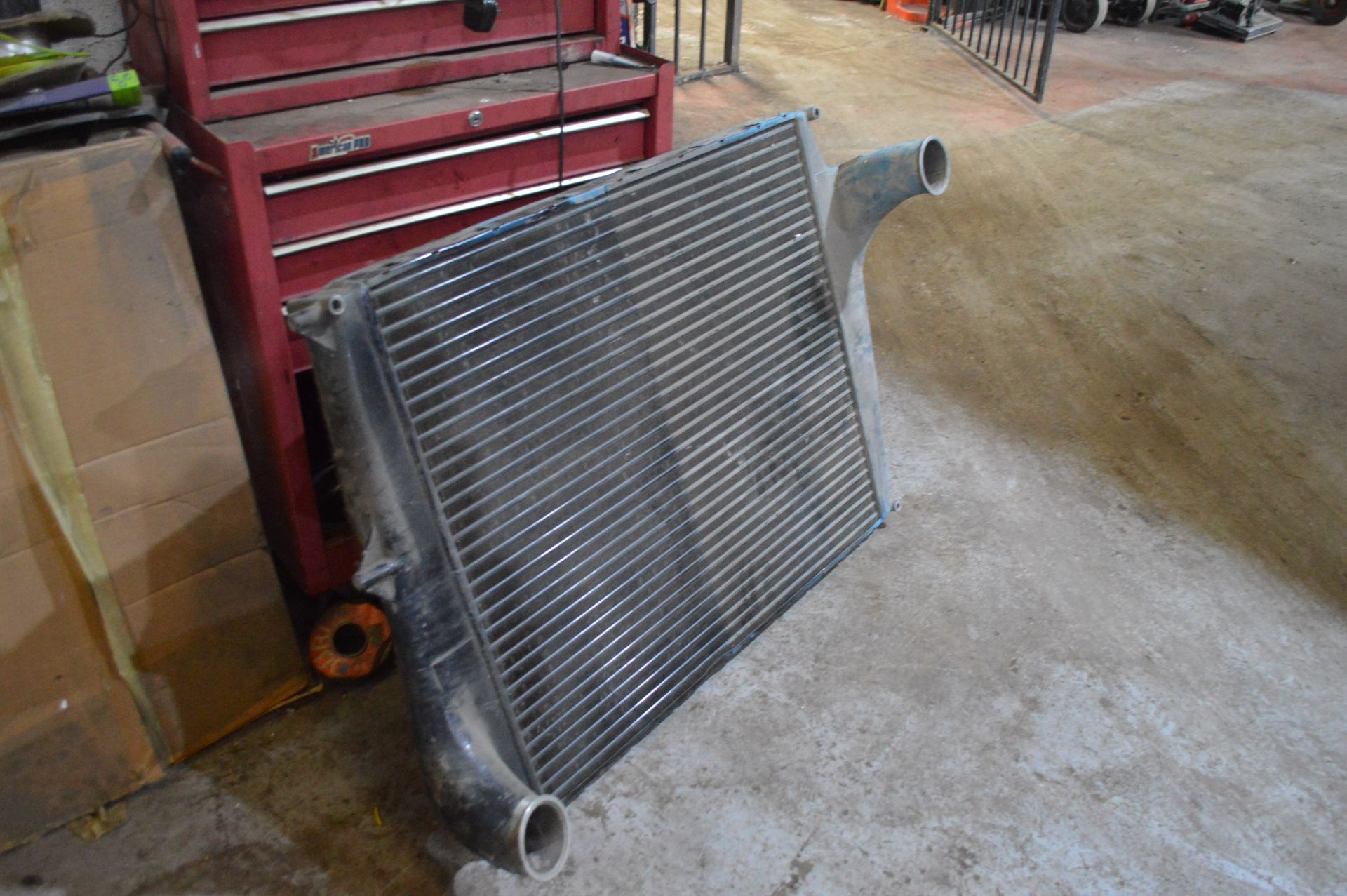 VOLVO INTERCOOLER