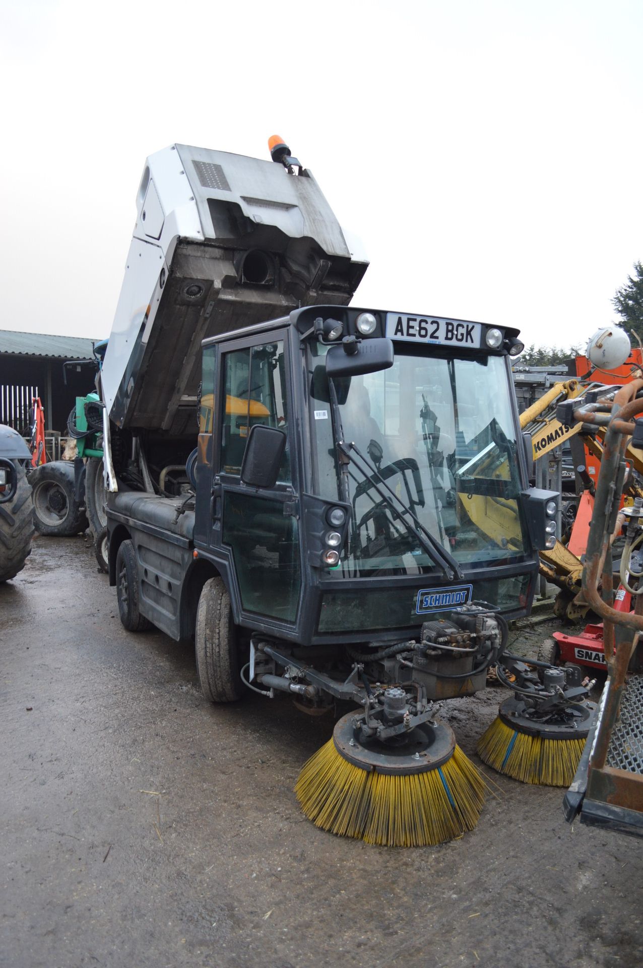 2012/62 REG SCHMIDT ROAD SWEEPER - 1 OWNER *PLUS VAT*