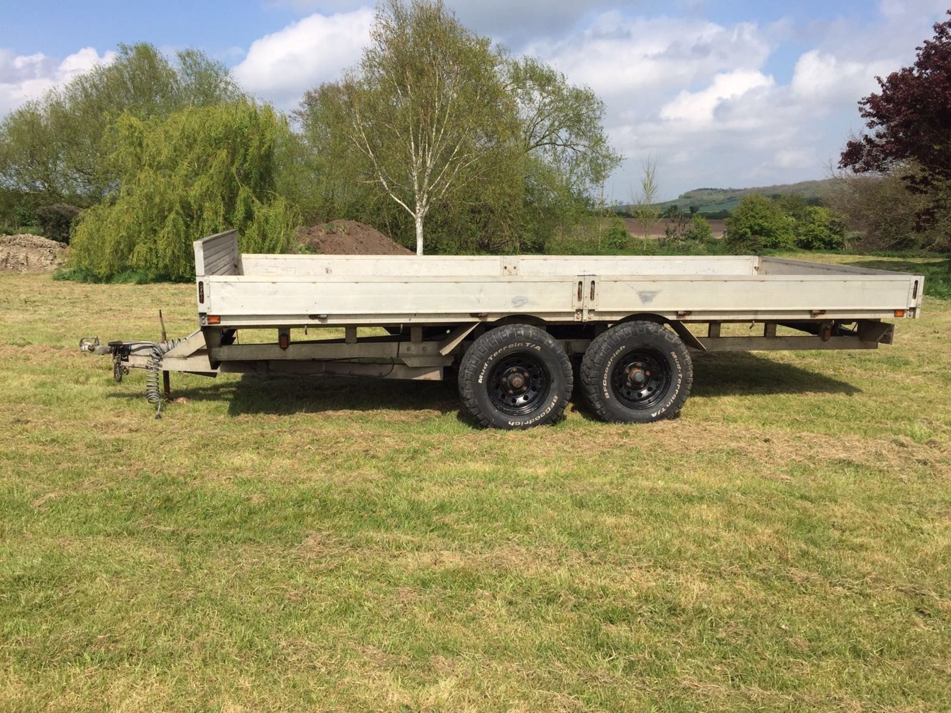3 TON ALL ALUMINIUM TRAILER WITH DROP / REMOVABLE SIDES