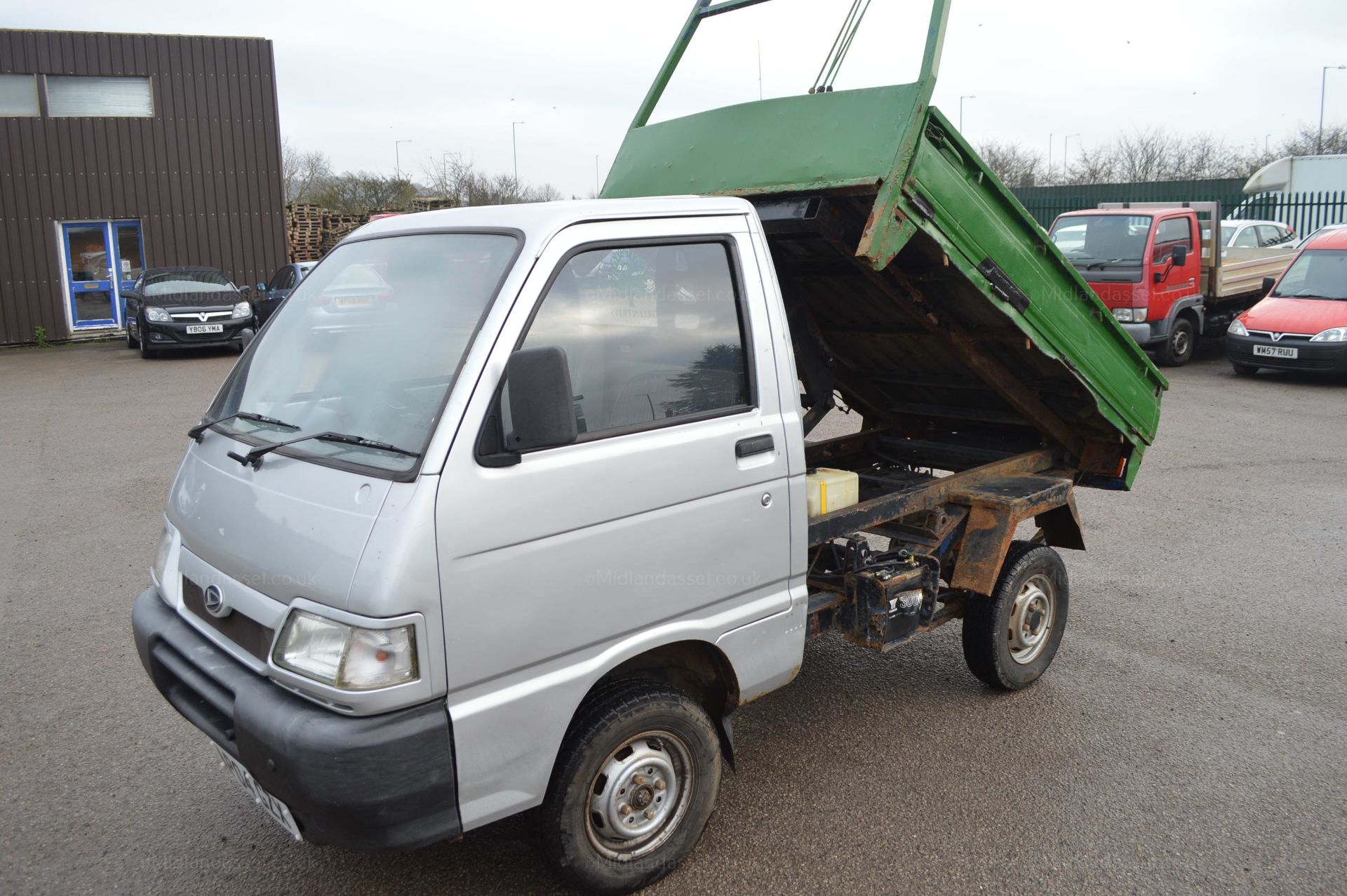 RARE 2004/04 REG DAIHATSU HI-JET 16V EFI LPG TIPPER *NO VAT* - Image 3 of 12