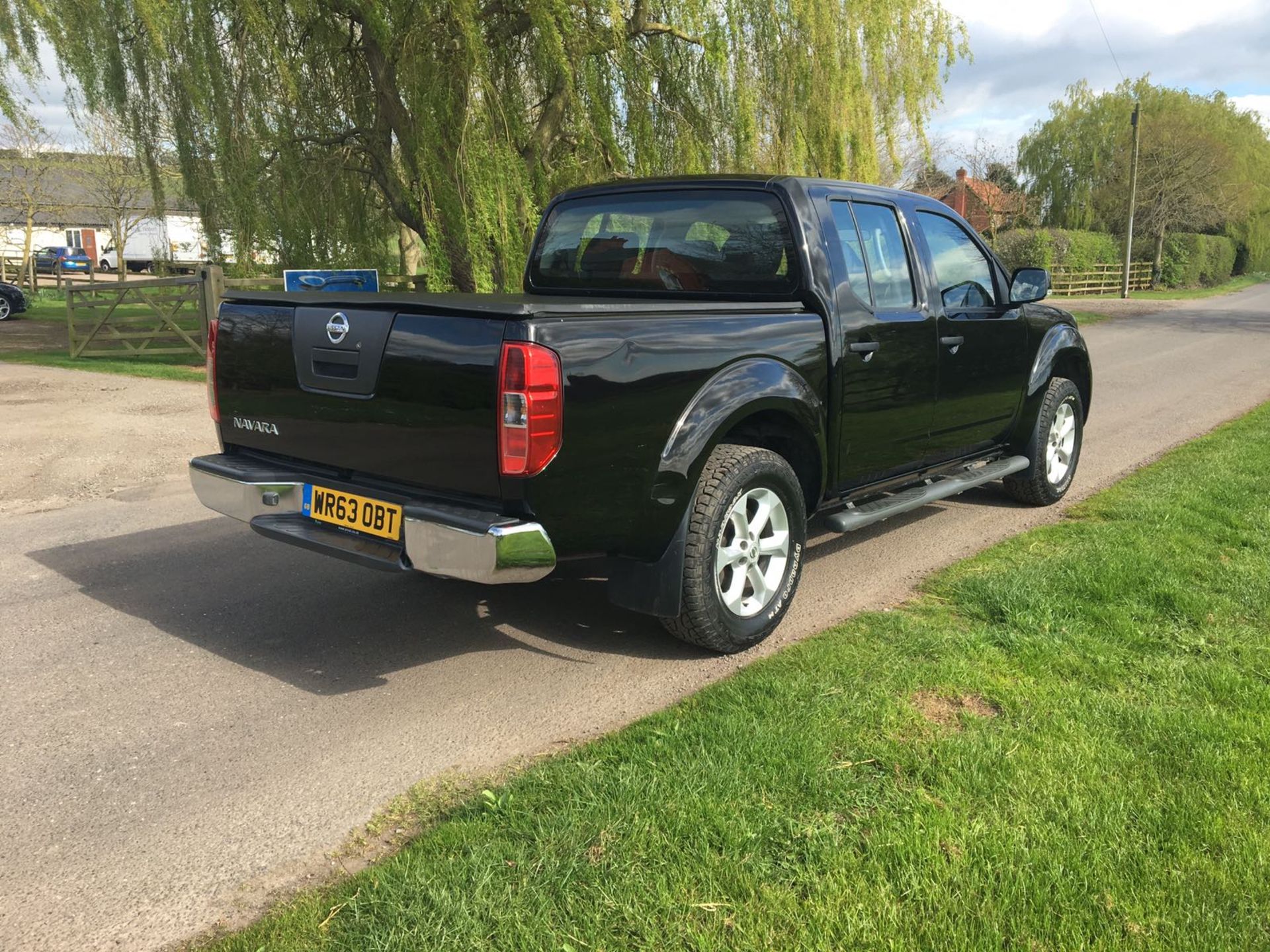 2013/63 REG NISSAN NAVARA ACENTA DCI, SHOWING 1 FORMER KEEPER NO VAT DATE OF REGISTRATION: 14TH - Image 5 of 25