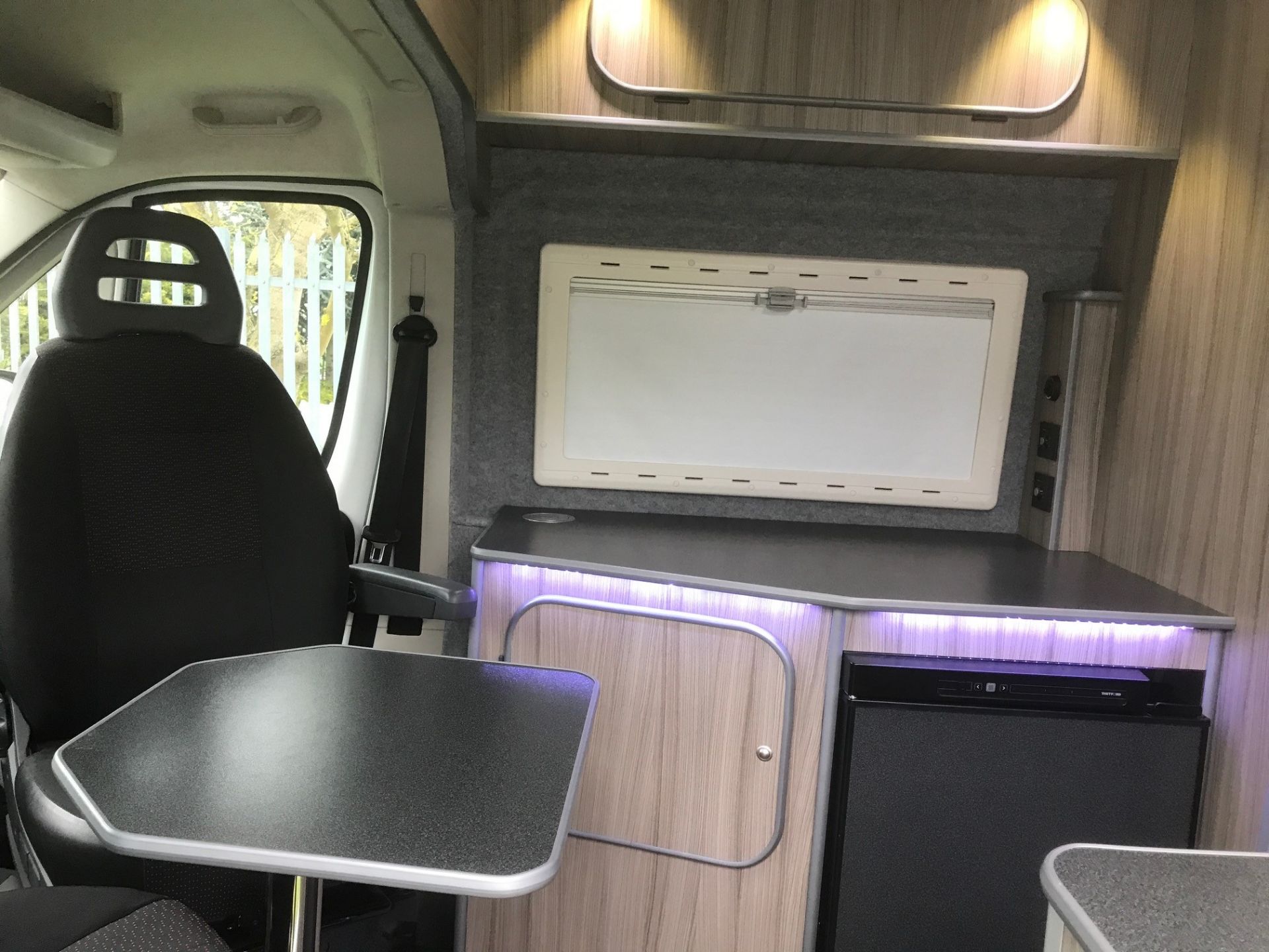 2014/64 REG PEUGEOT BOXER 335 PROFESSIONAL L3 2 BERTH VAN CONVERSION / CAMPER   DATE OF - Image 11 of 14