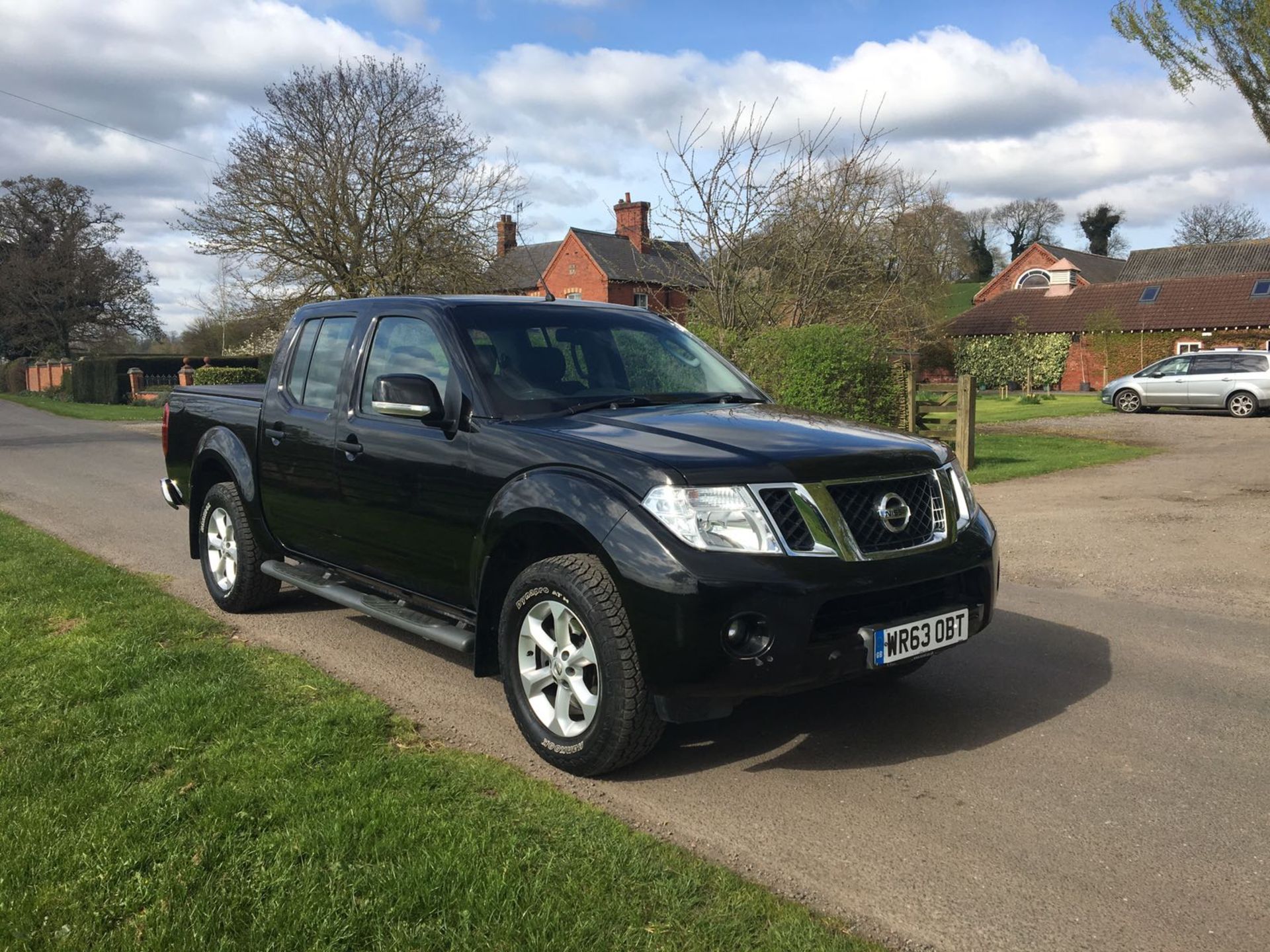 2013/63 REG NISSAN NAVARA ACENTA DCI, SHOWING 1 FORMER KEEPER NO VAT DATE OF REGISTRATION: 14TH