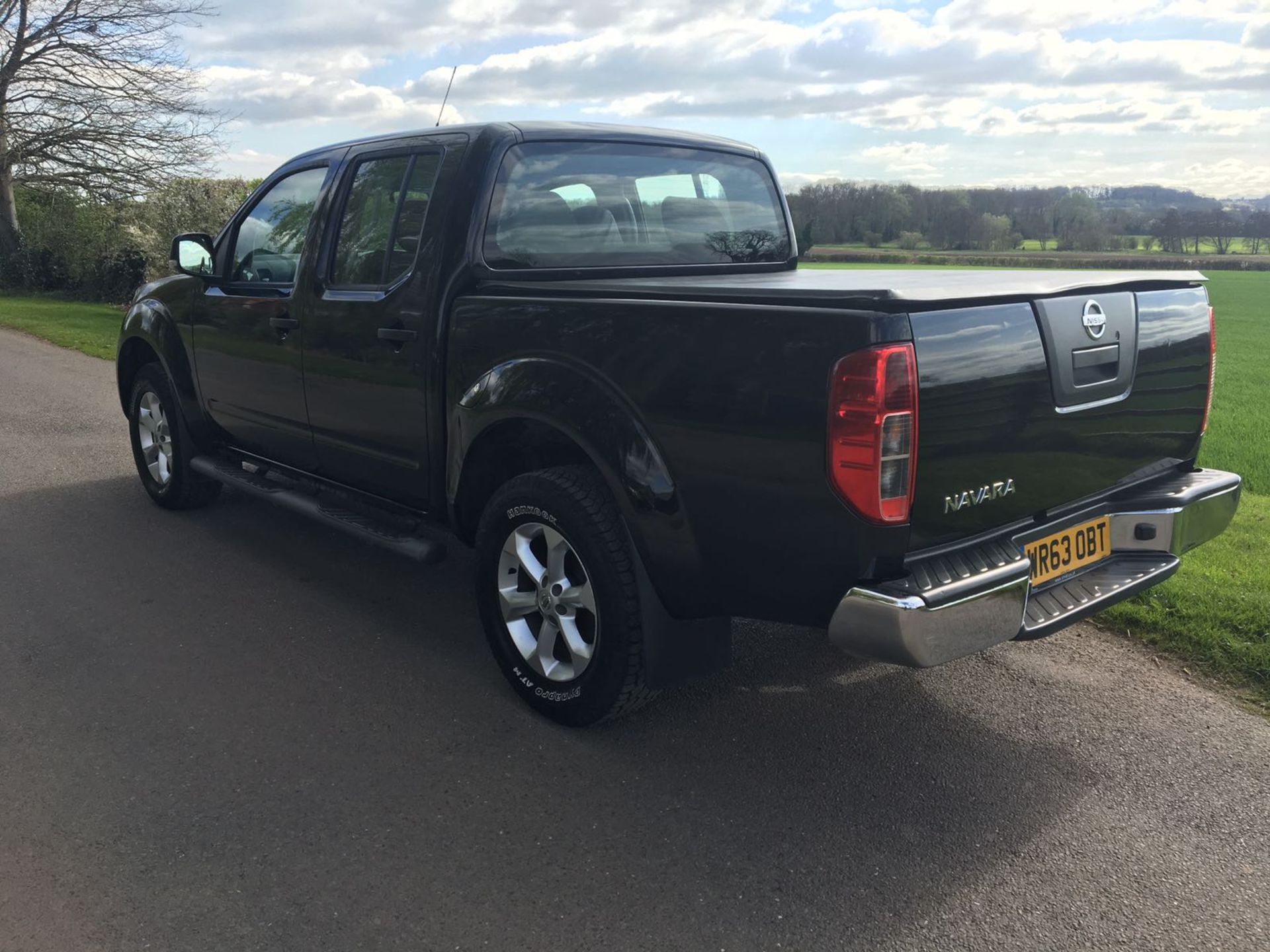 2013/63 REG NISSAN NAVARA ACENTA DCI, SHOWING 1 FORMER KEEPER NO VAT DATE OF REGISTRATION: 14TH - Image 6 of 25