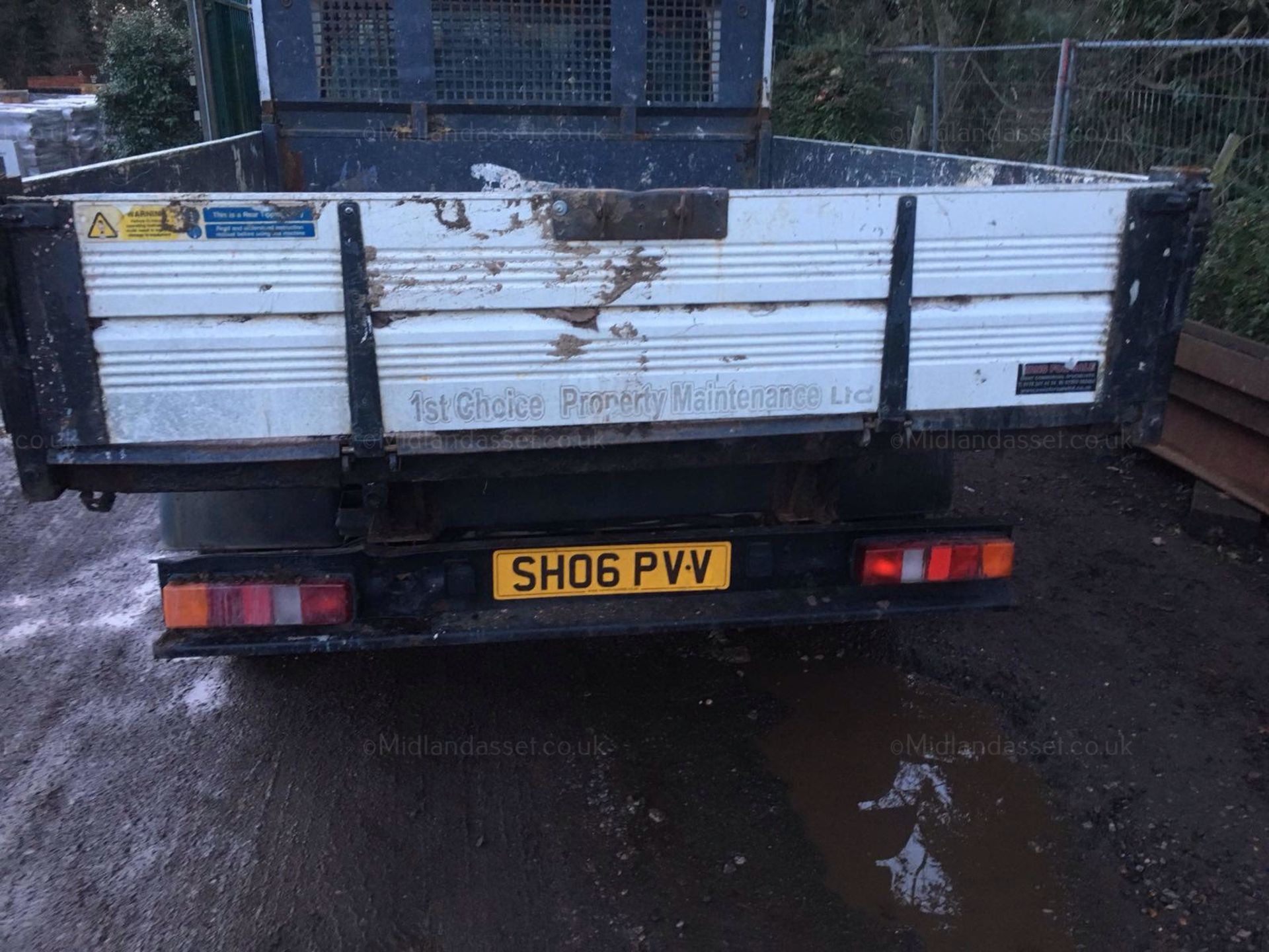 2006/06 REG FORD TRANSIT 350 LWB CREW CAB TIPPER *PLUS VAT*   DATE OF REGISTRATION: 12TH MAY 2006 - Image 4 of 8