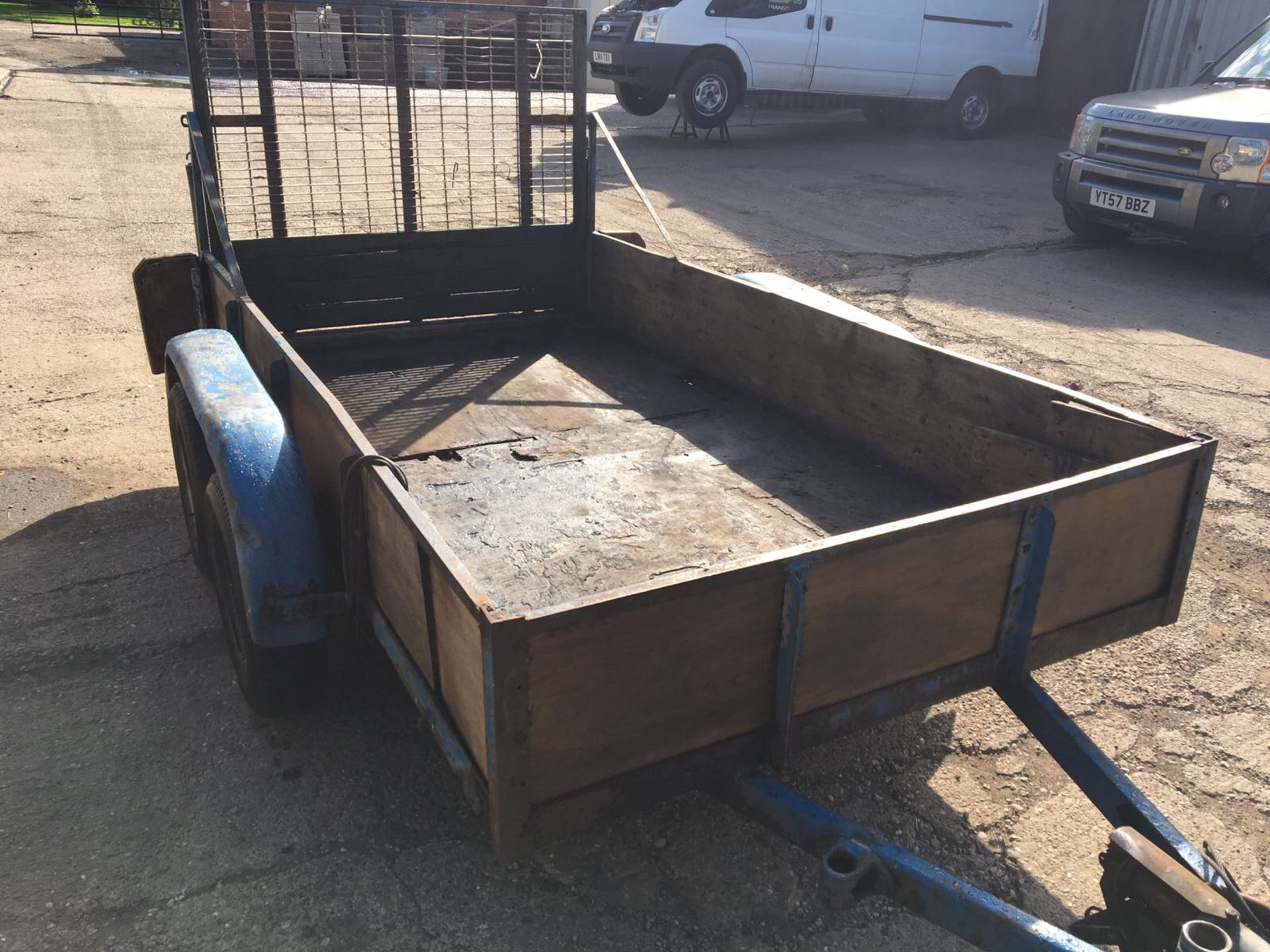 TWIN AXLE PLANT TRAILER, MEASURES 5X9