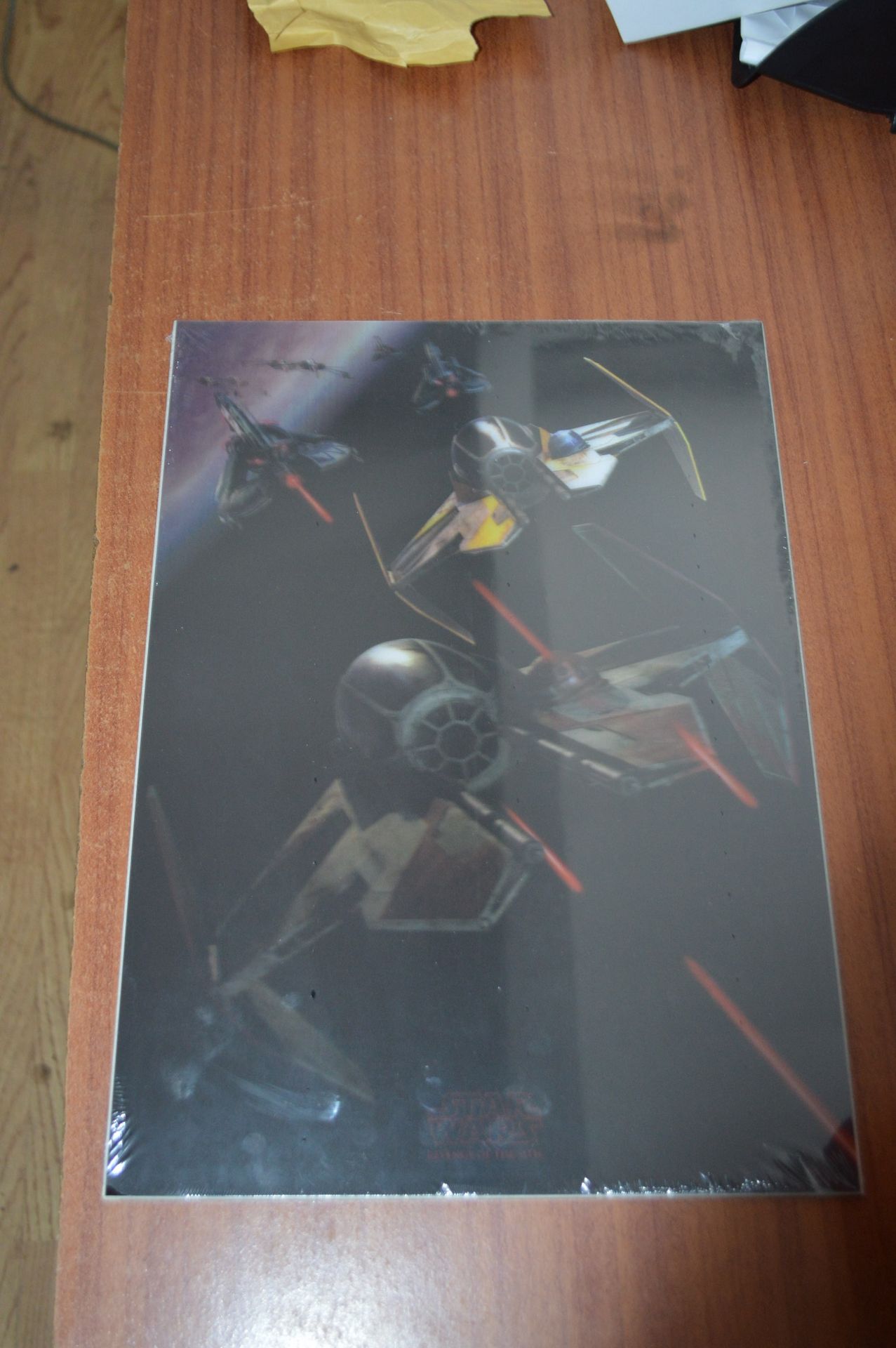 LIMITED EDITION STAR WARS 3D LITHOGRAPHIC PRINT WITH CERTIFICATE OF AUTHENTICITY   ONLY 2000 MADE - Image 2 of 4